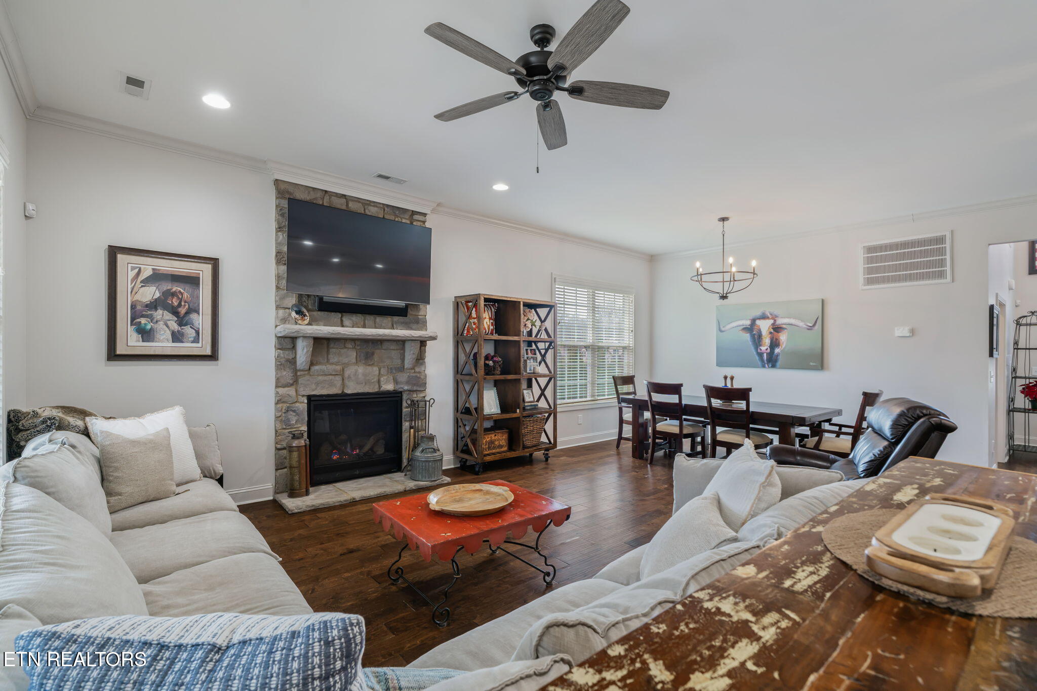 750 Valley Glen Blvd