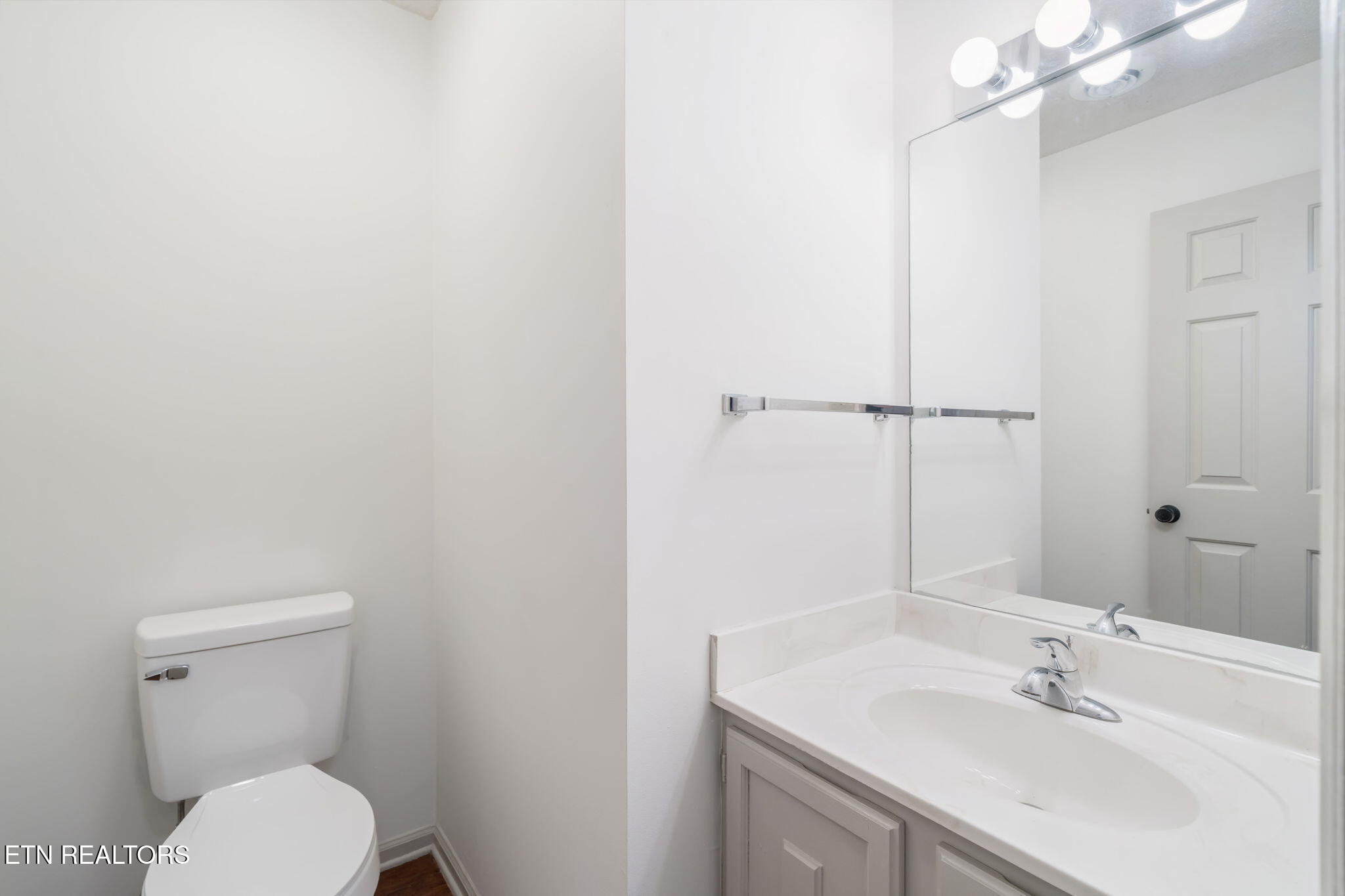 7727 Wilmington Drive