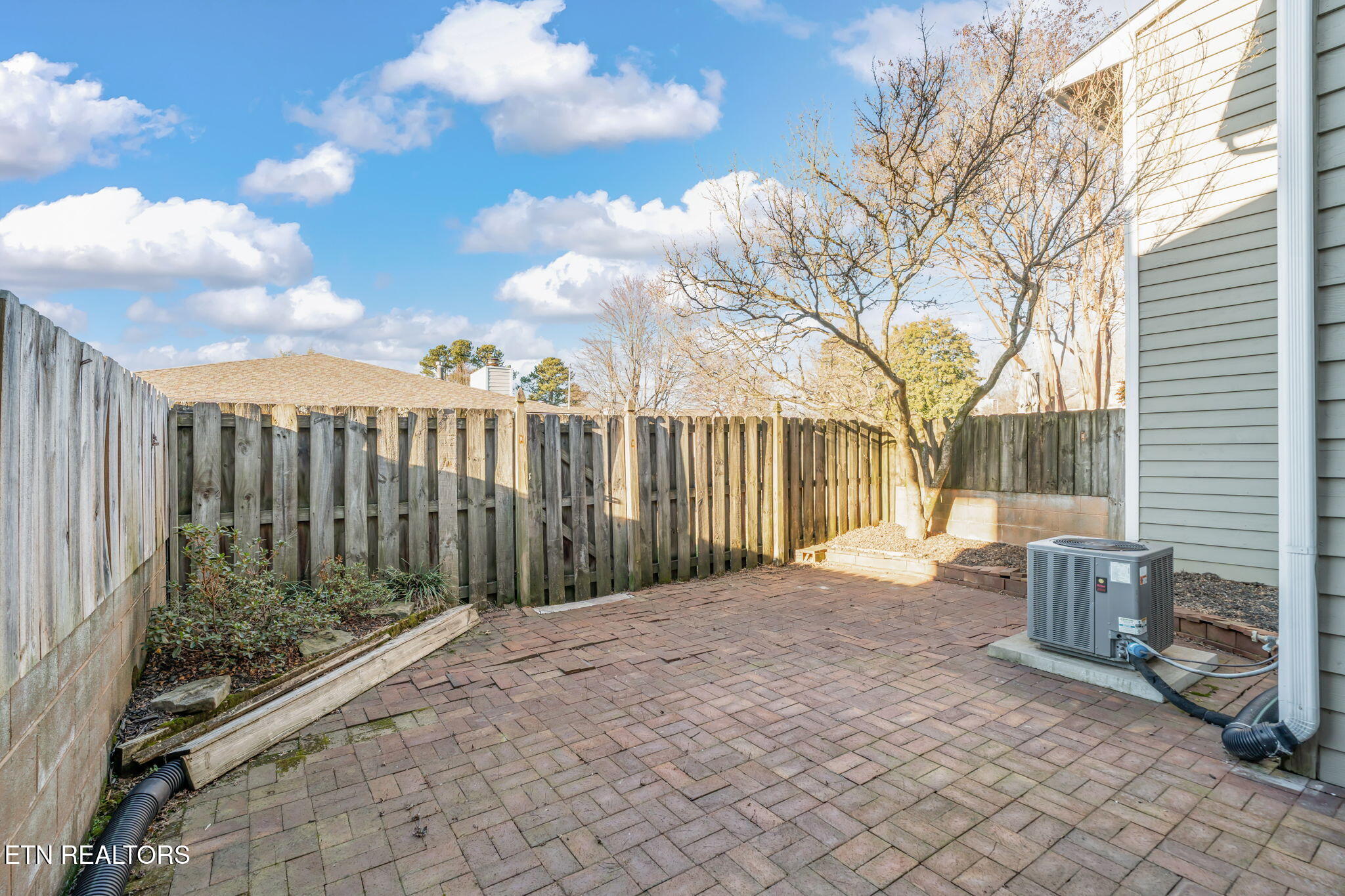 7727 Wilmington Drive