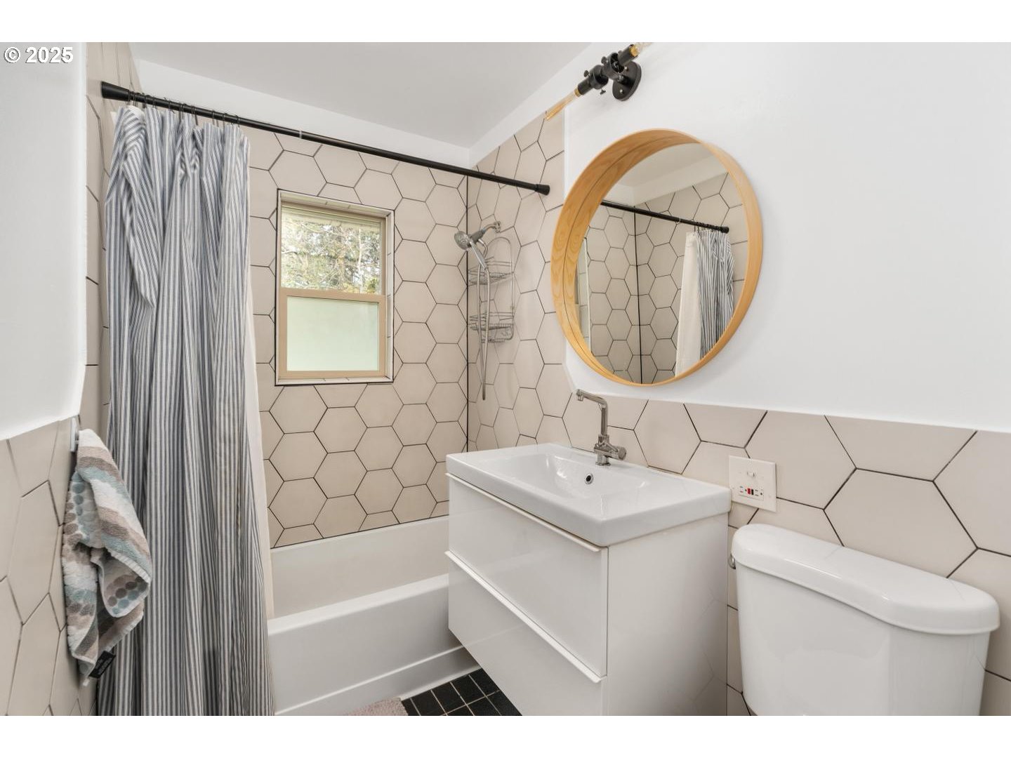 8629 NE CLACKAMAS ST