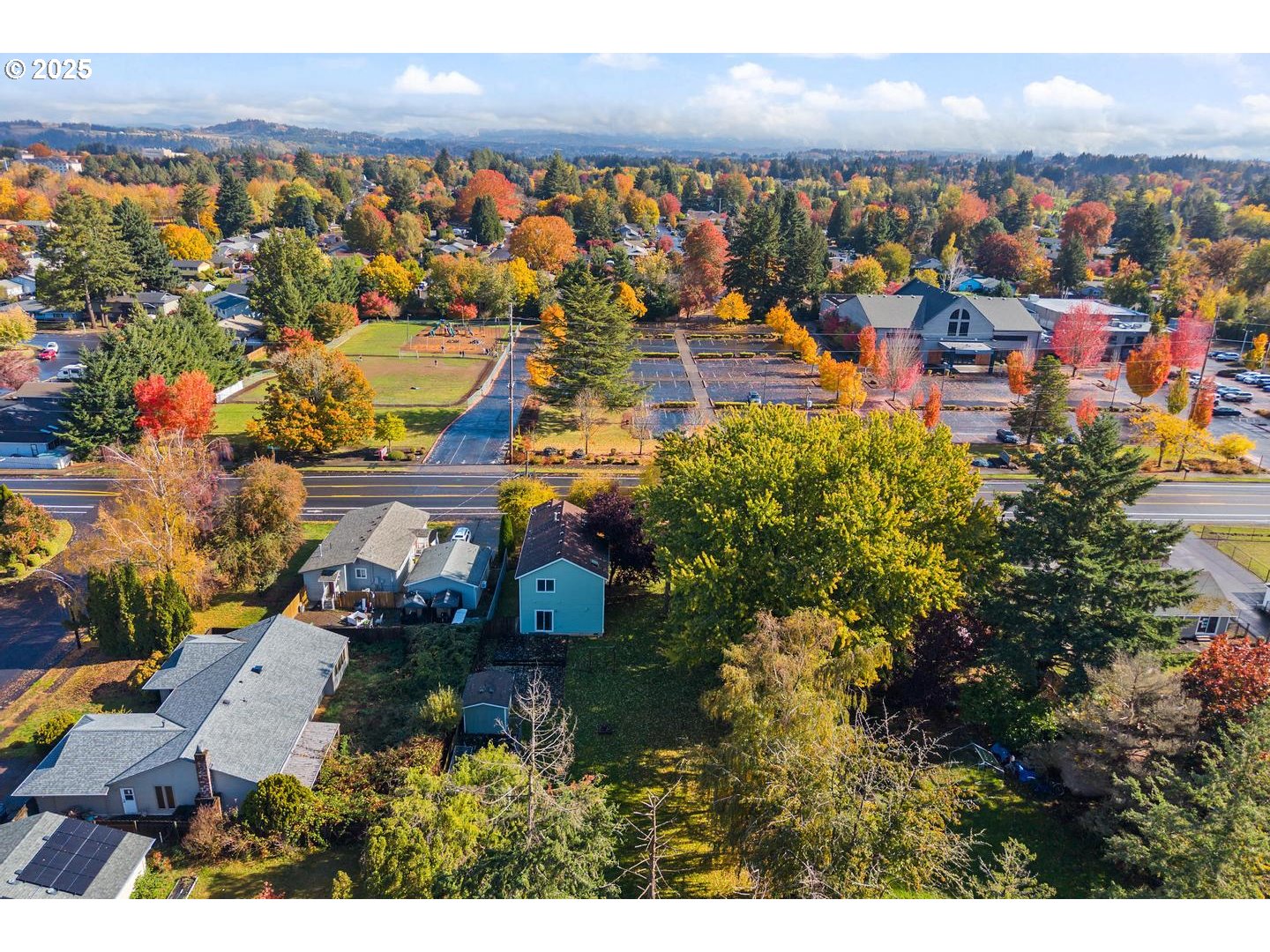 2105 NE CLEVELAND AVE