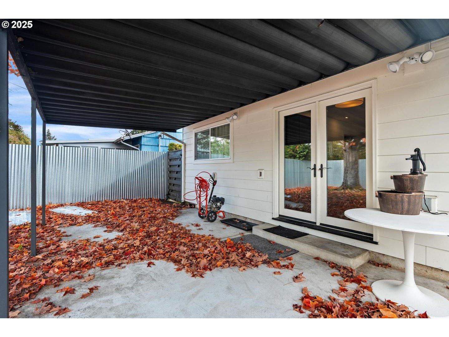 8629 NE CLACKAMAS ST