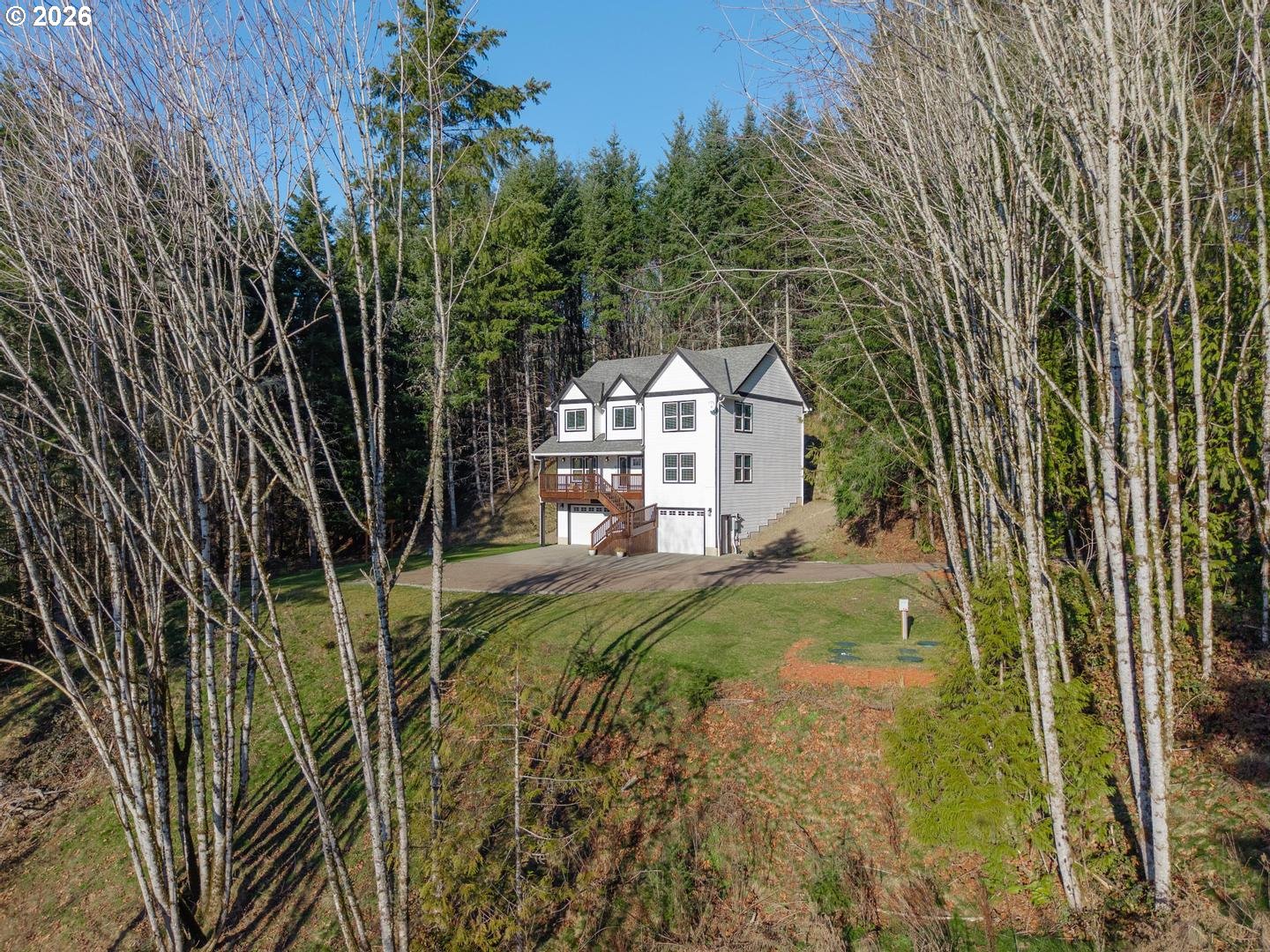 335 HILLSDALE DR