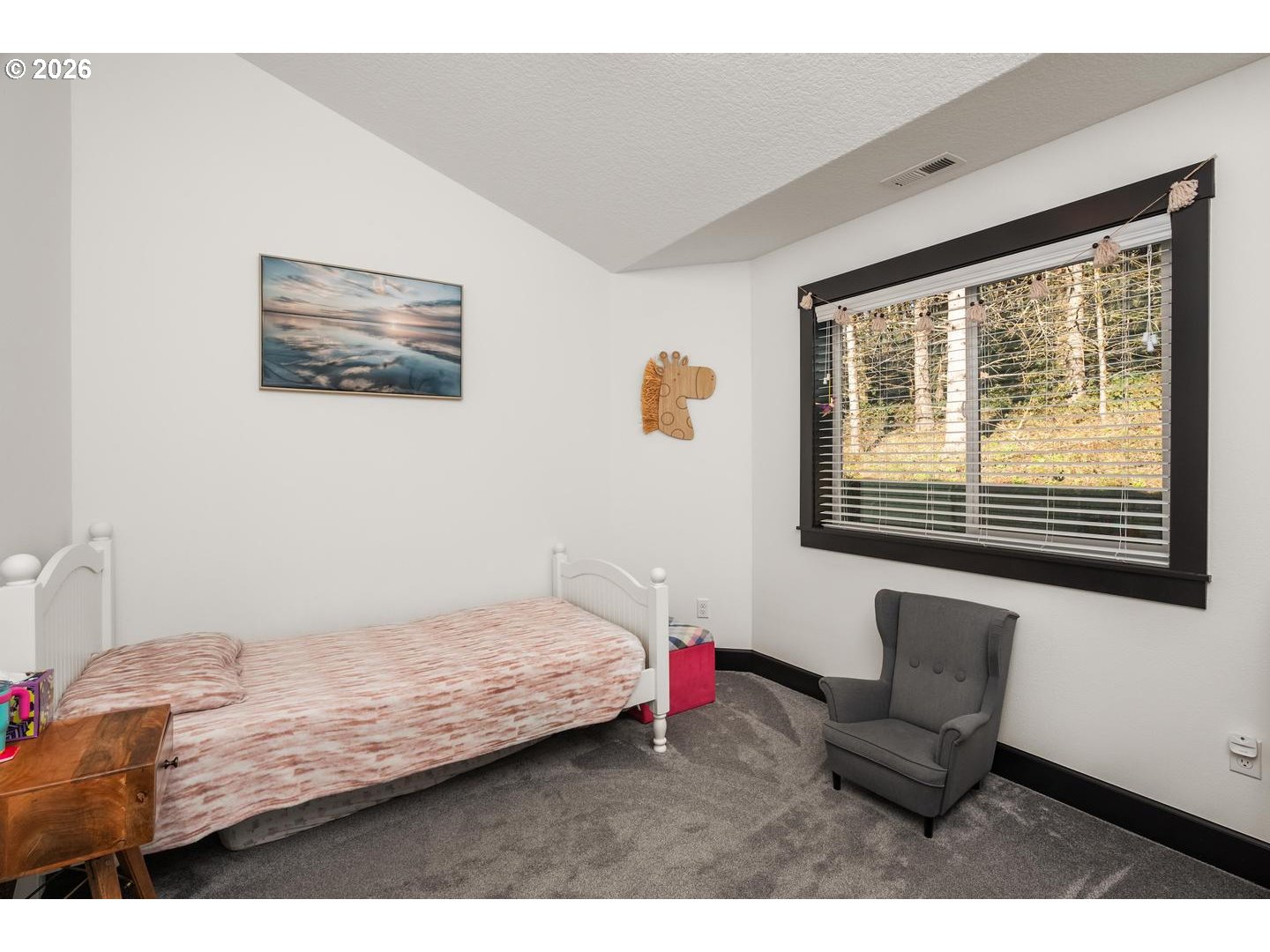 335 HILLSDALE DR