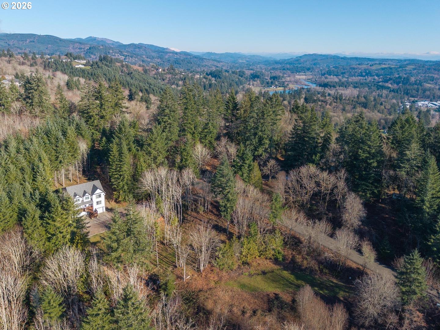 335 HILLSDALE DR
