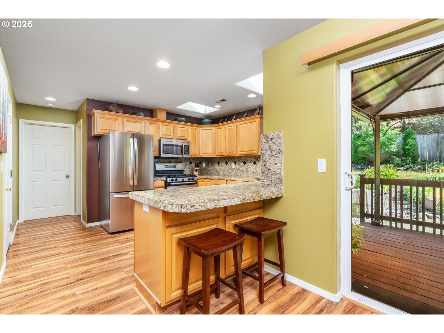 1060 W LOOKOUT RIDGE DR