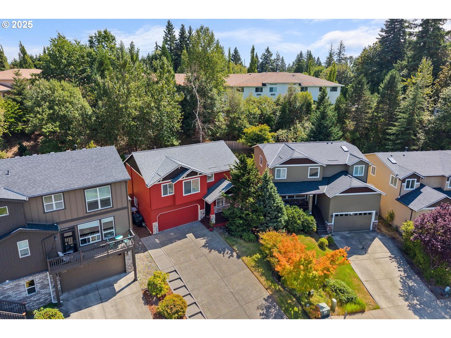 1060 W LOOKOUT RIDGE DR