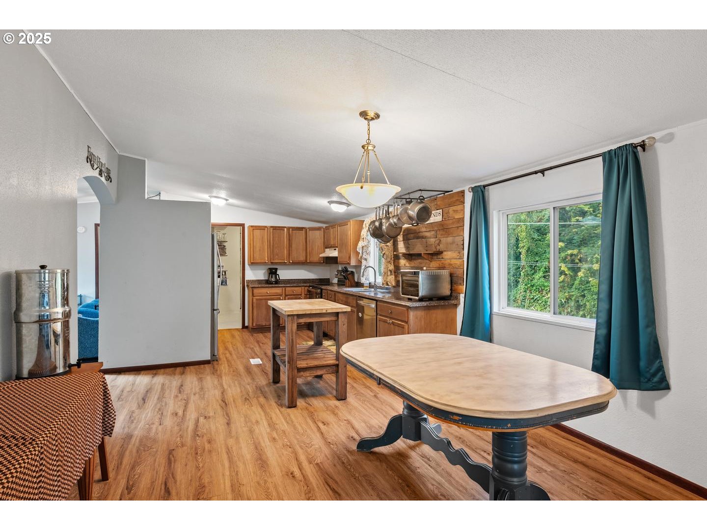 196 OSTRANDER RD, Kelso