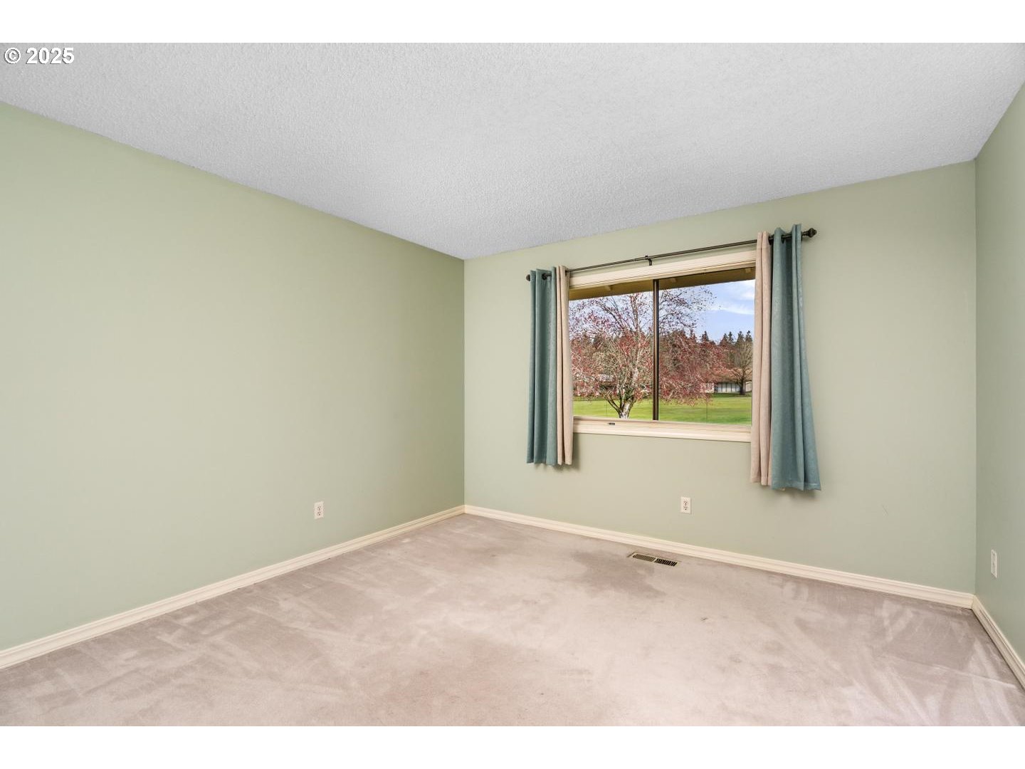 10275 SW CENTURY OAK DR