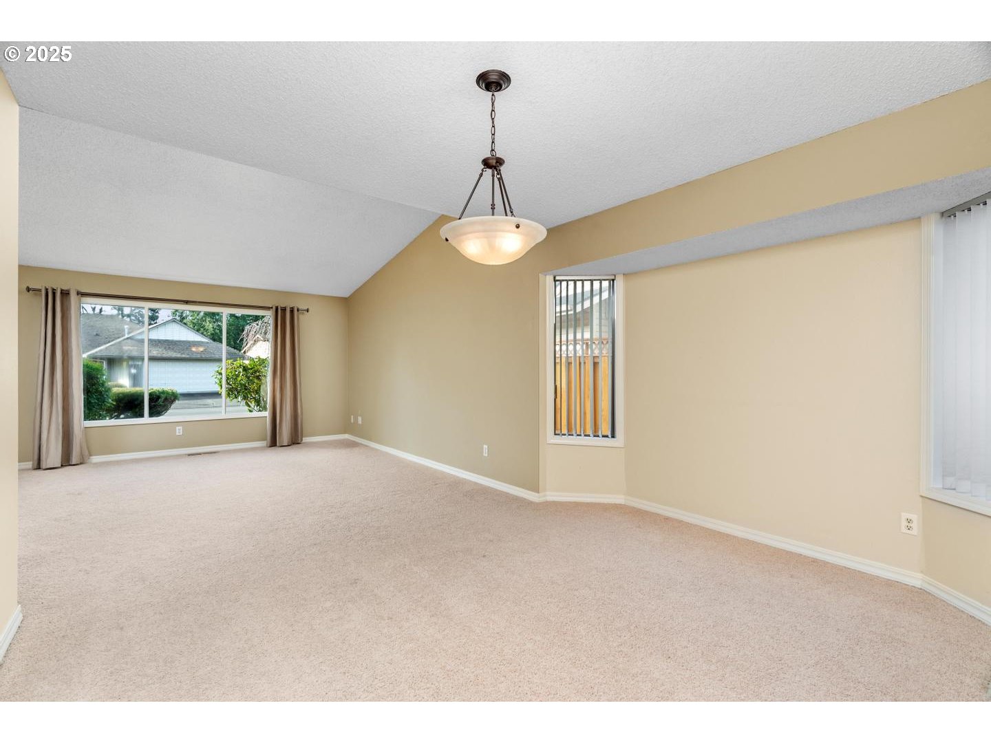 10275 SW CENTURY OAK DR