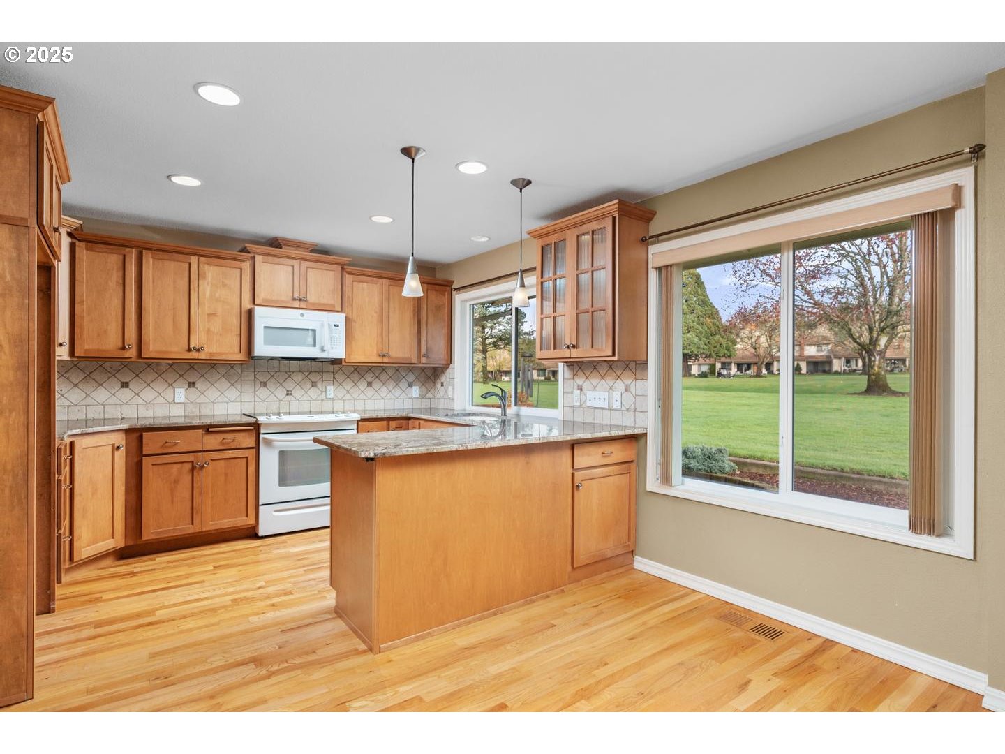 10275 SW CENTURY OAK DR