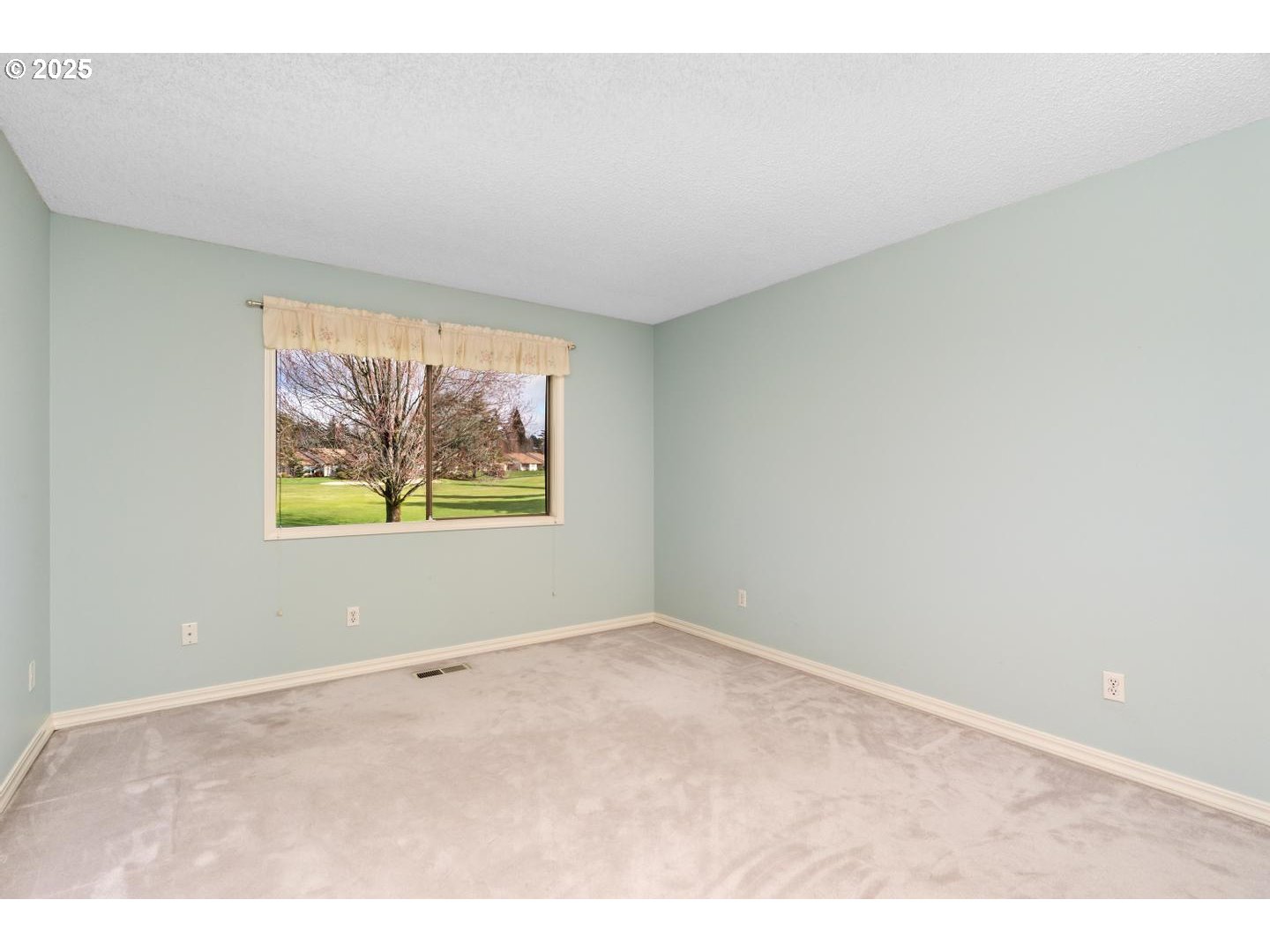 10275 SW CENTURY OAK DR