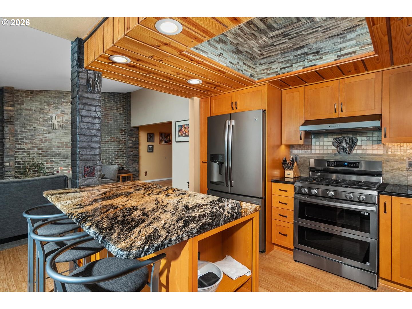 1840 REES HILL RD 19