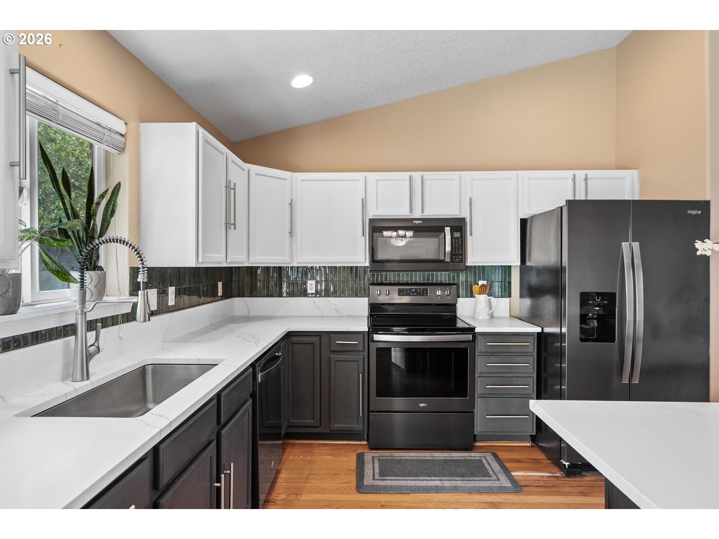 3238 NW PACIFIC RIM DR