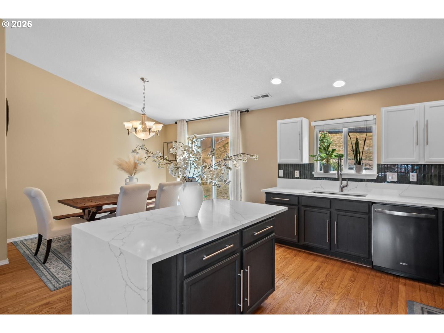 3238 NW PACIFIC RIM DR