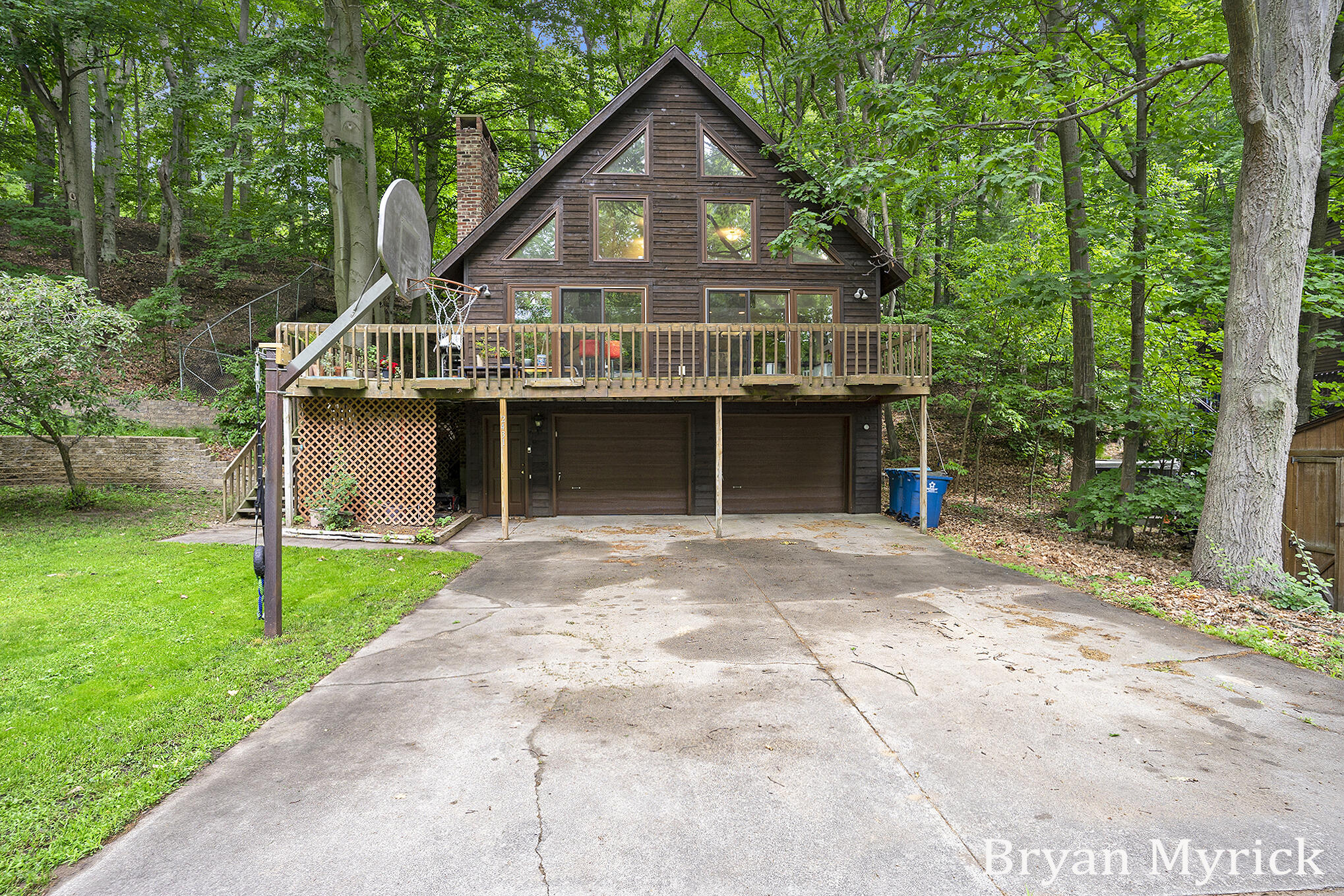 2431 Eagle Drive