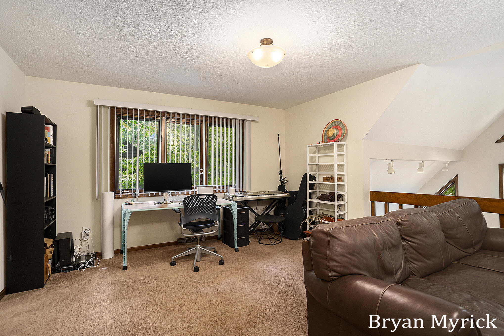2431 Eagle Drive