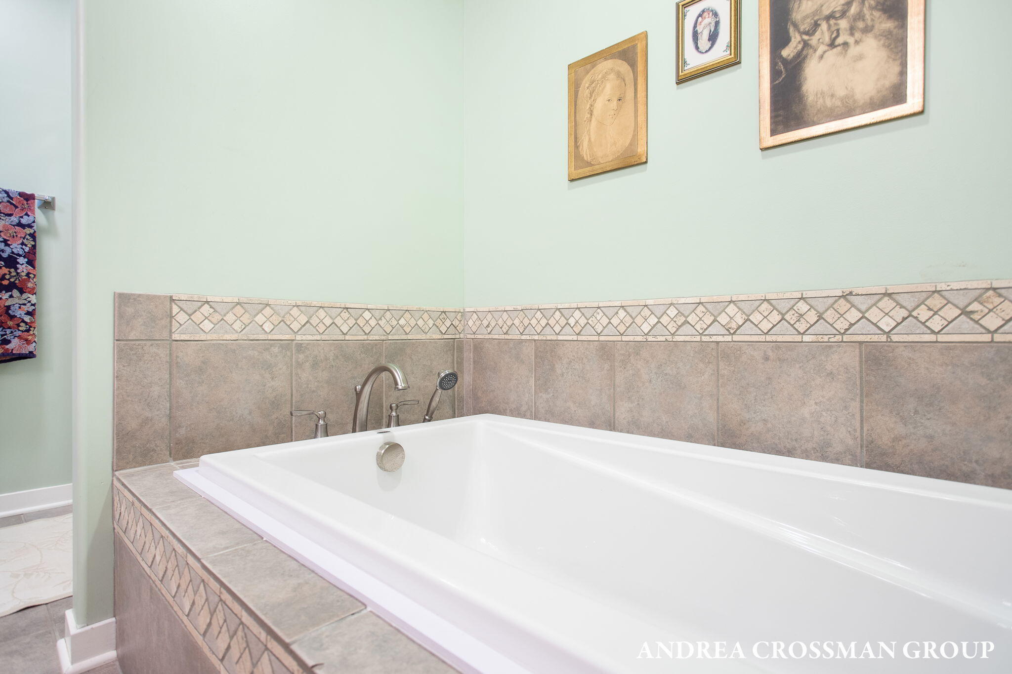 1228 Shore Crest Drive, South Haven