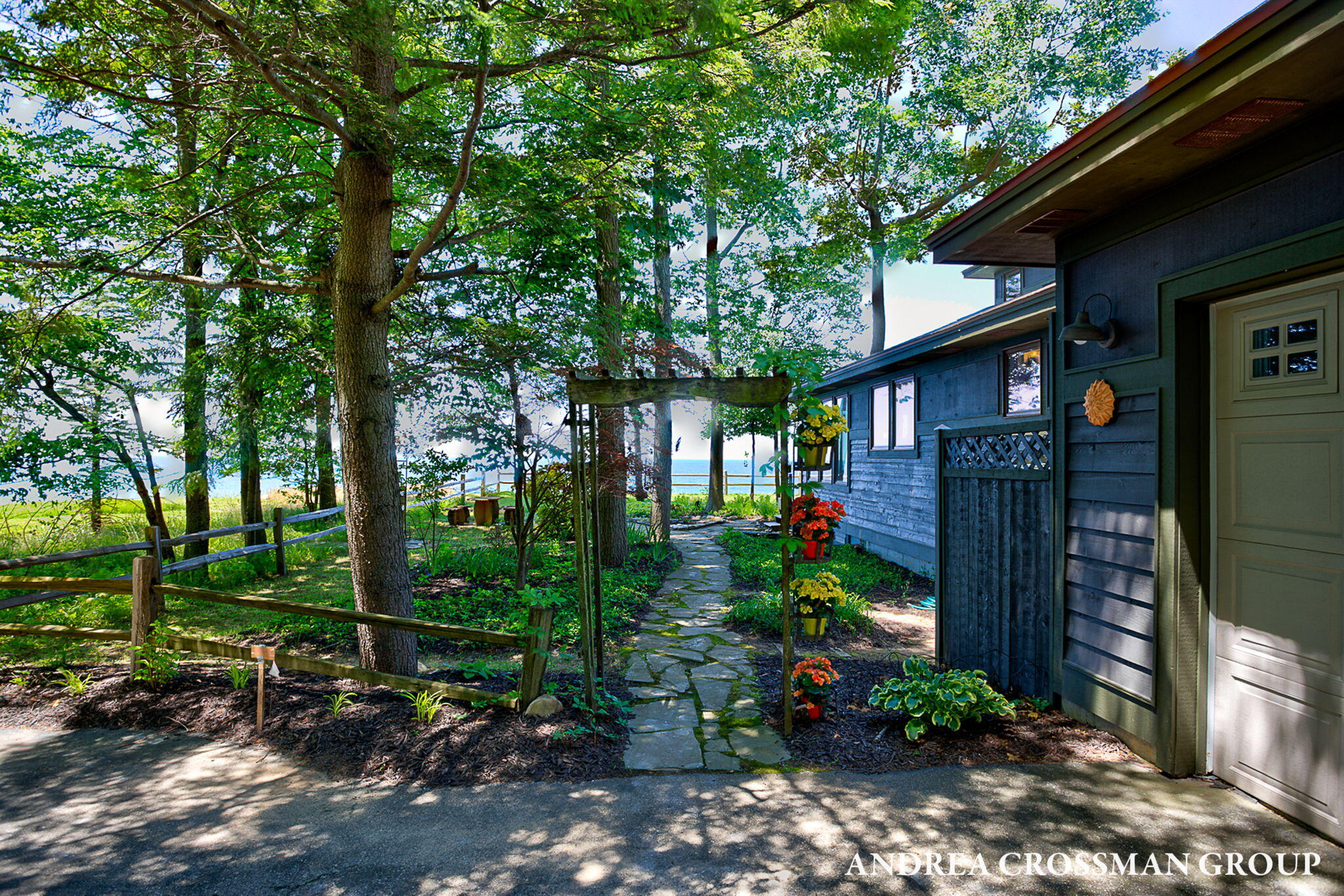 1228 Shore Crest Drive, South Haven