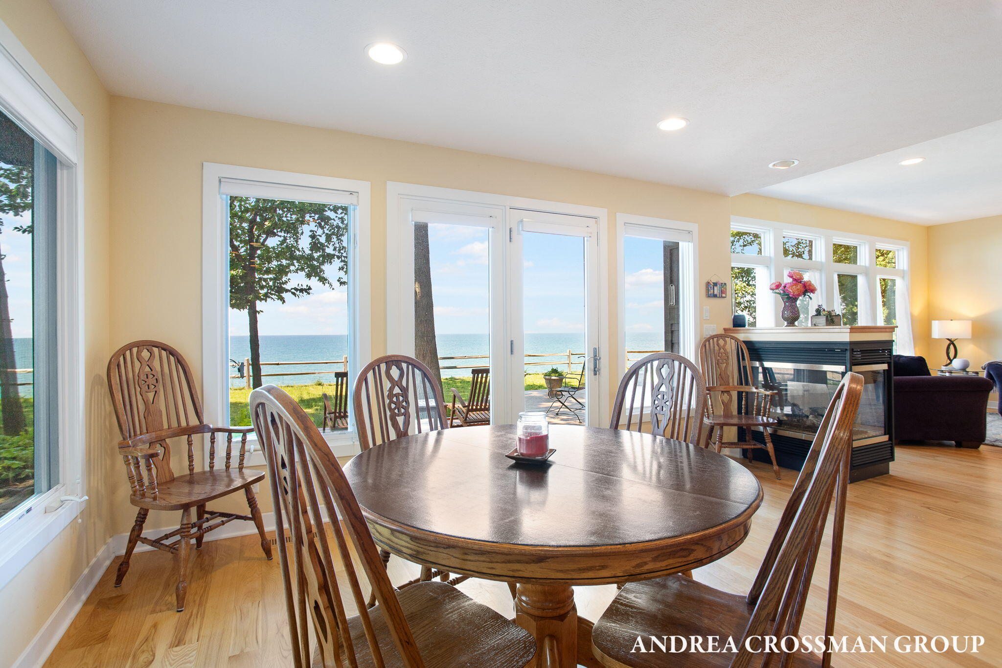 1228 Shore Crest Drive, South Haven
