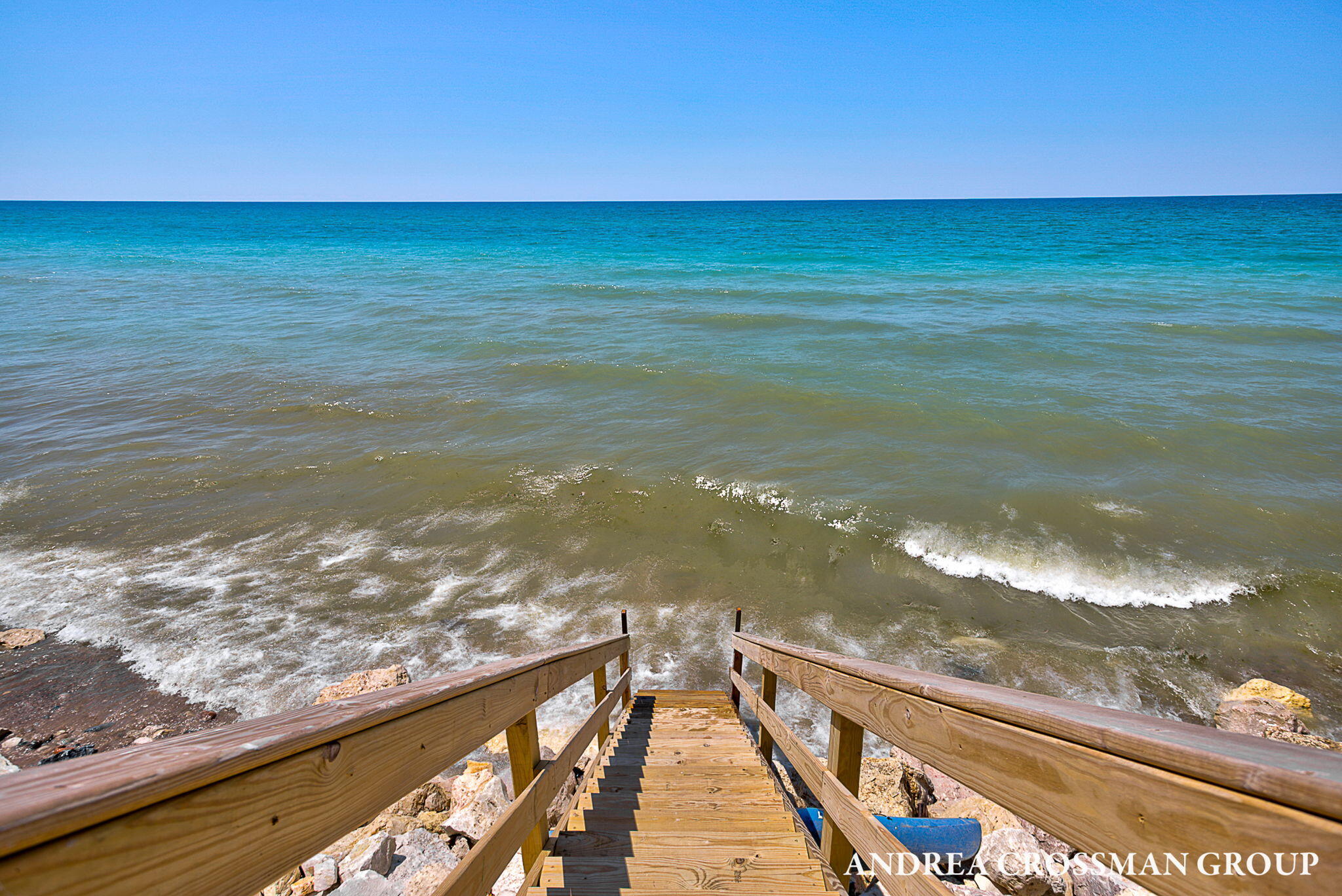 1228 Shore Crest Drive, South Haven