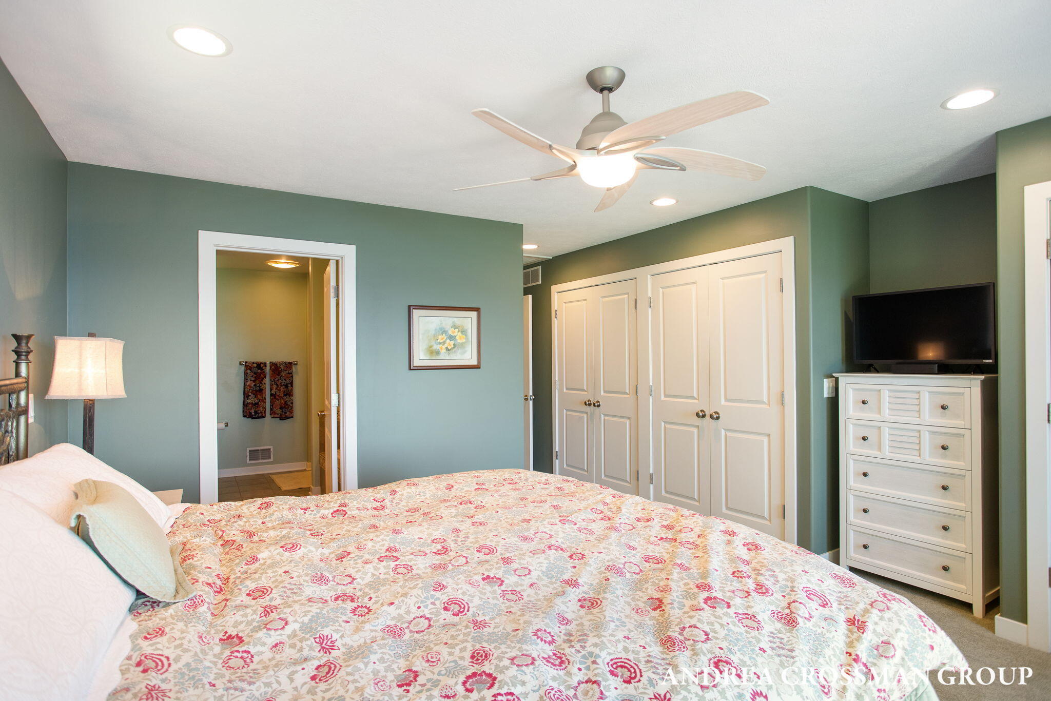 1228 Shore Crest Drive, South Haven