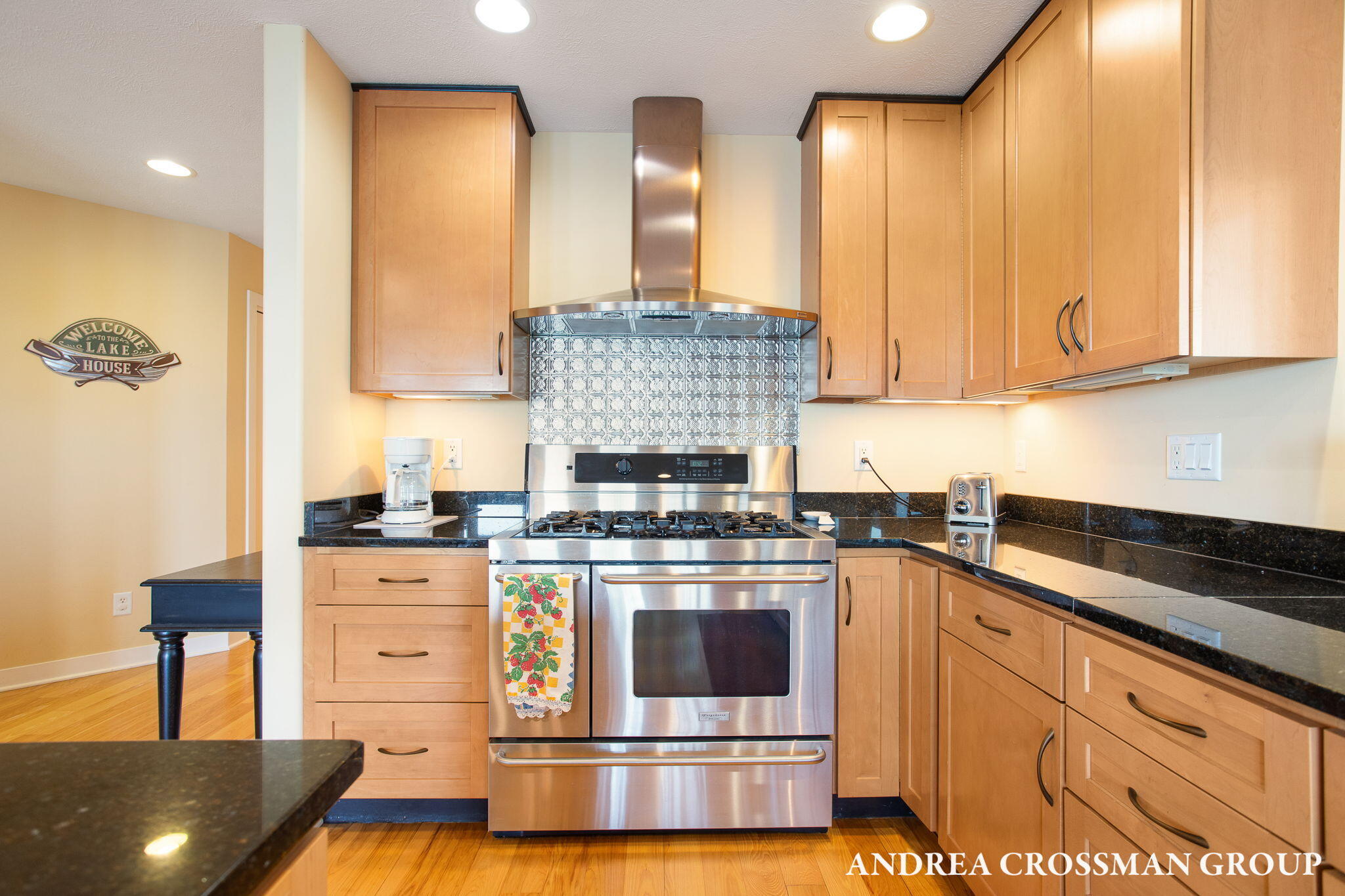 1228 Shore Crest Drive, South Haven
