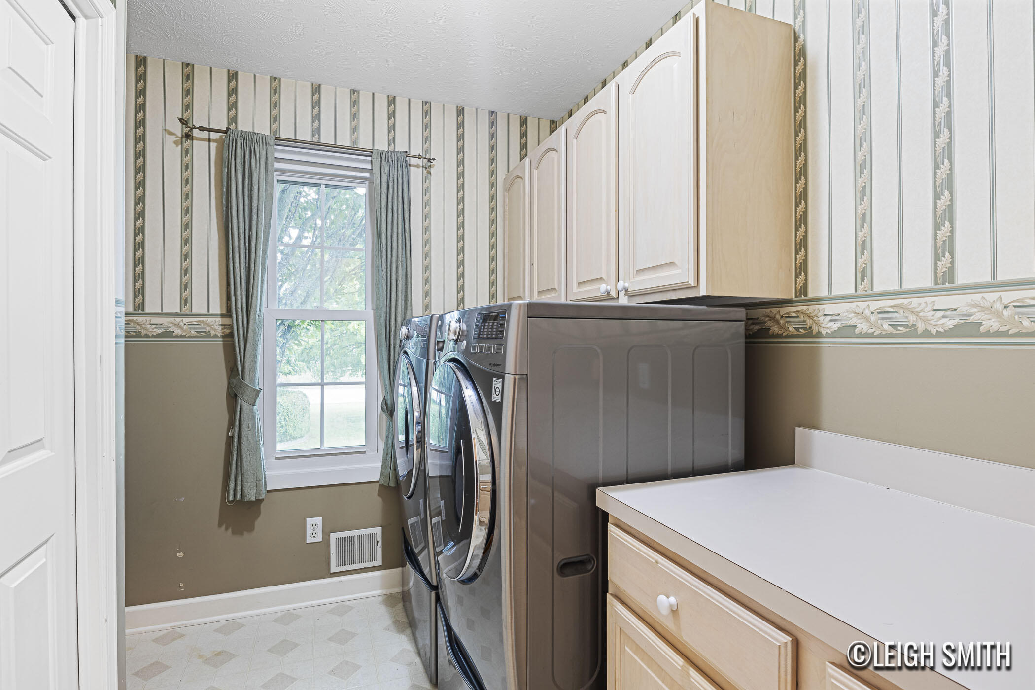 6180 Heath Cross Drive