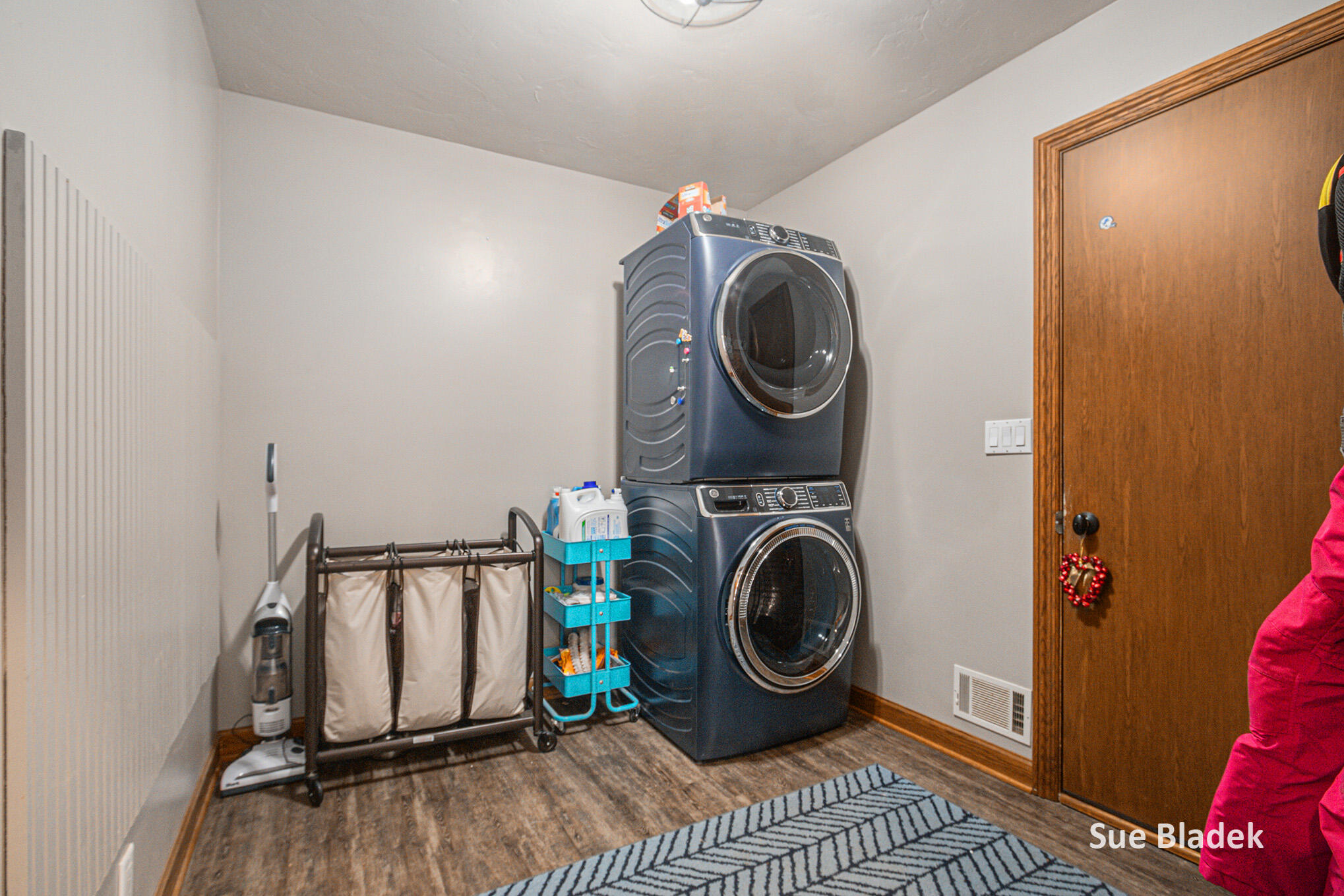 3531 Fawn View Dr.