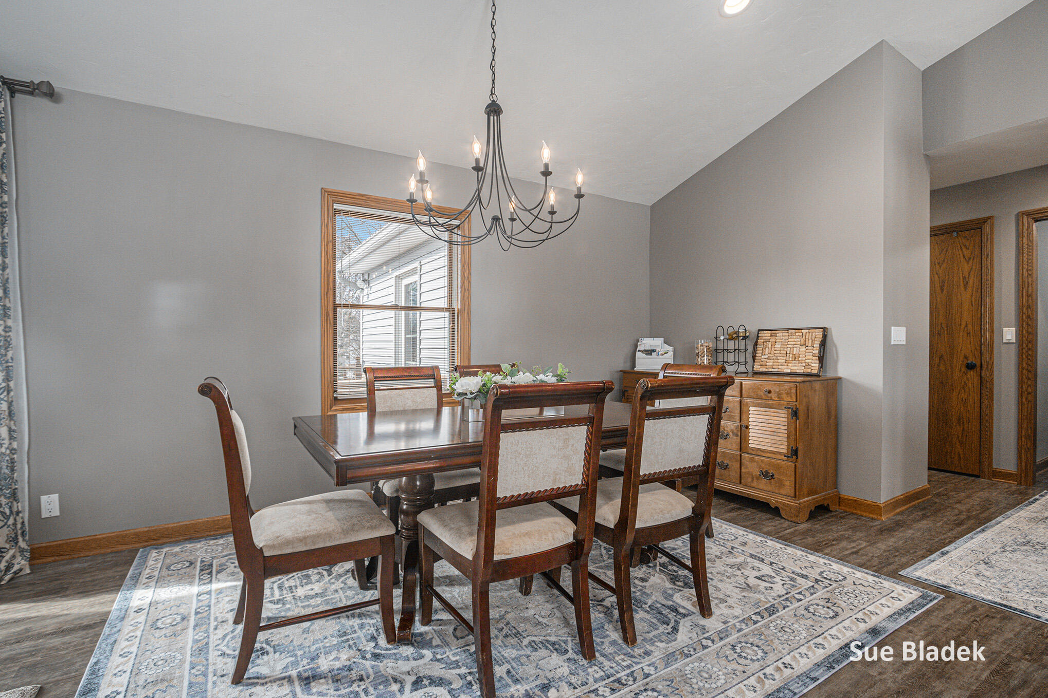 3531 Fawn View Dr.