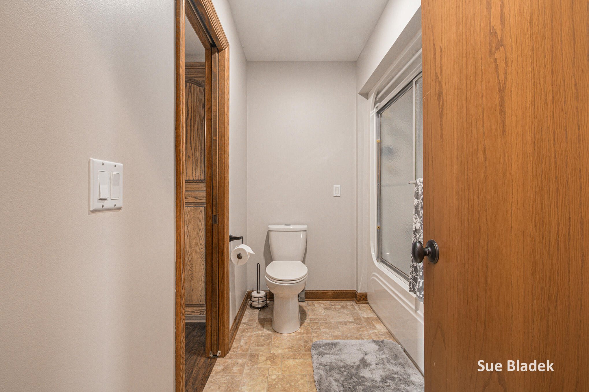 3531 Fawn View Dr.