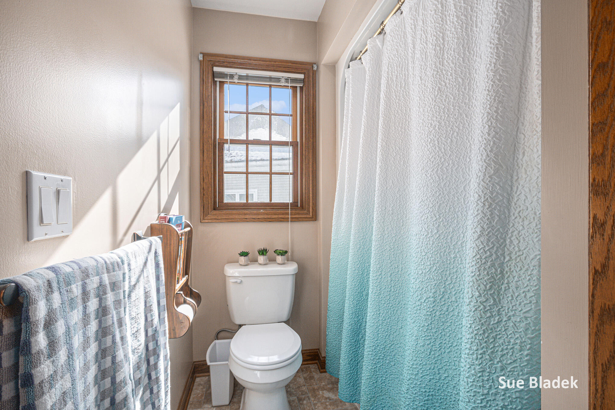 3531 Fawn View Dr.
