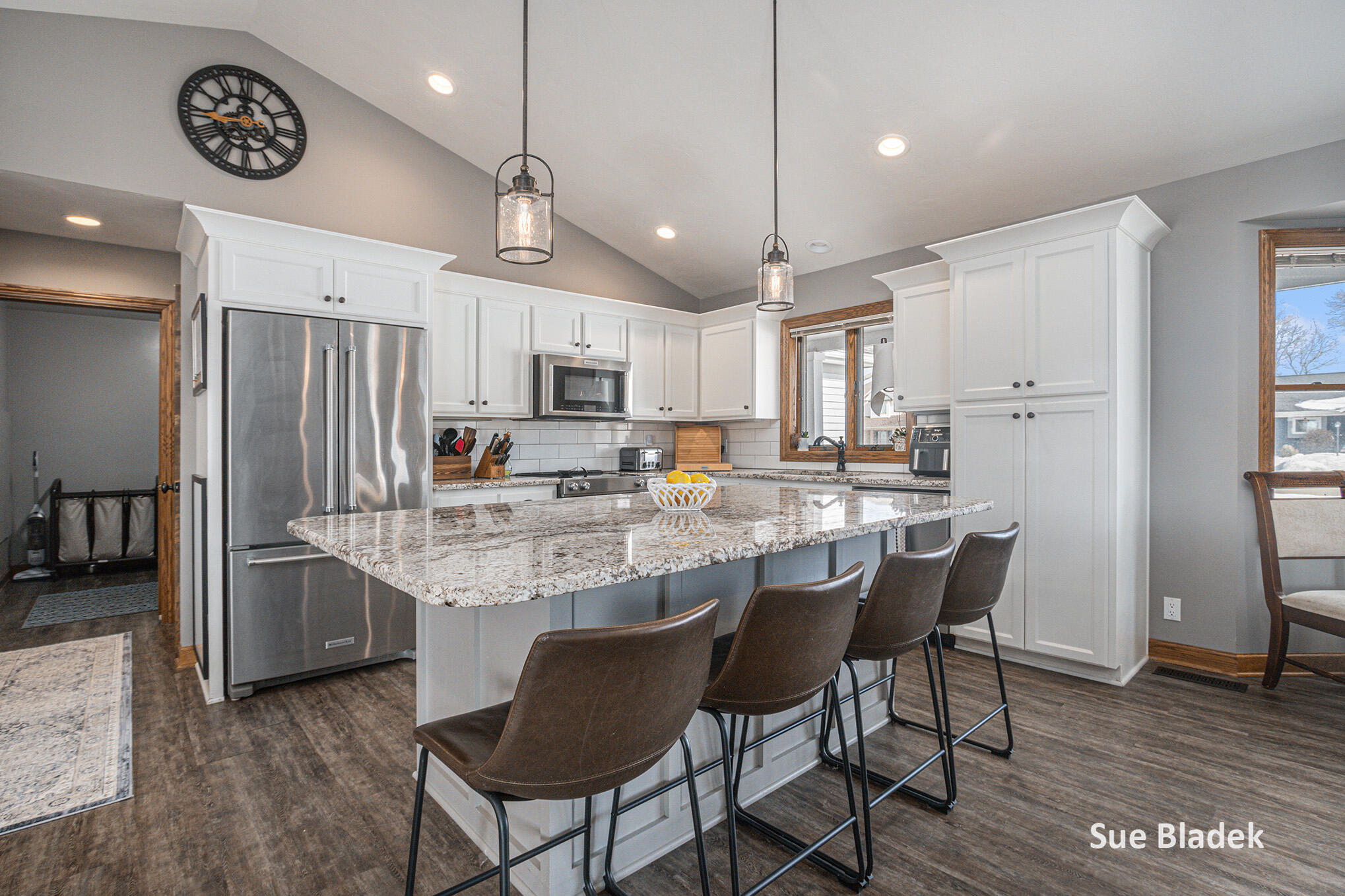 3531 Fawn View Dr.
