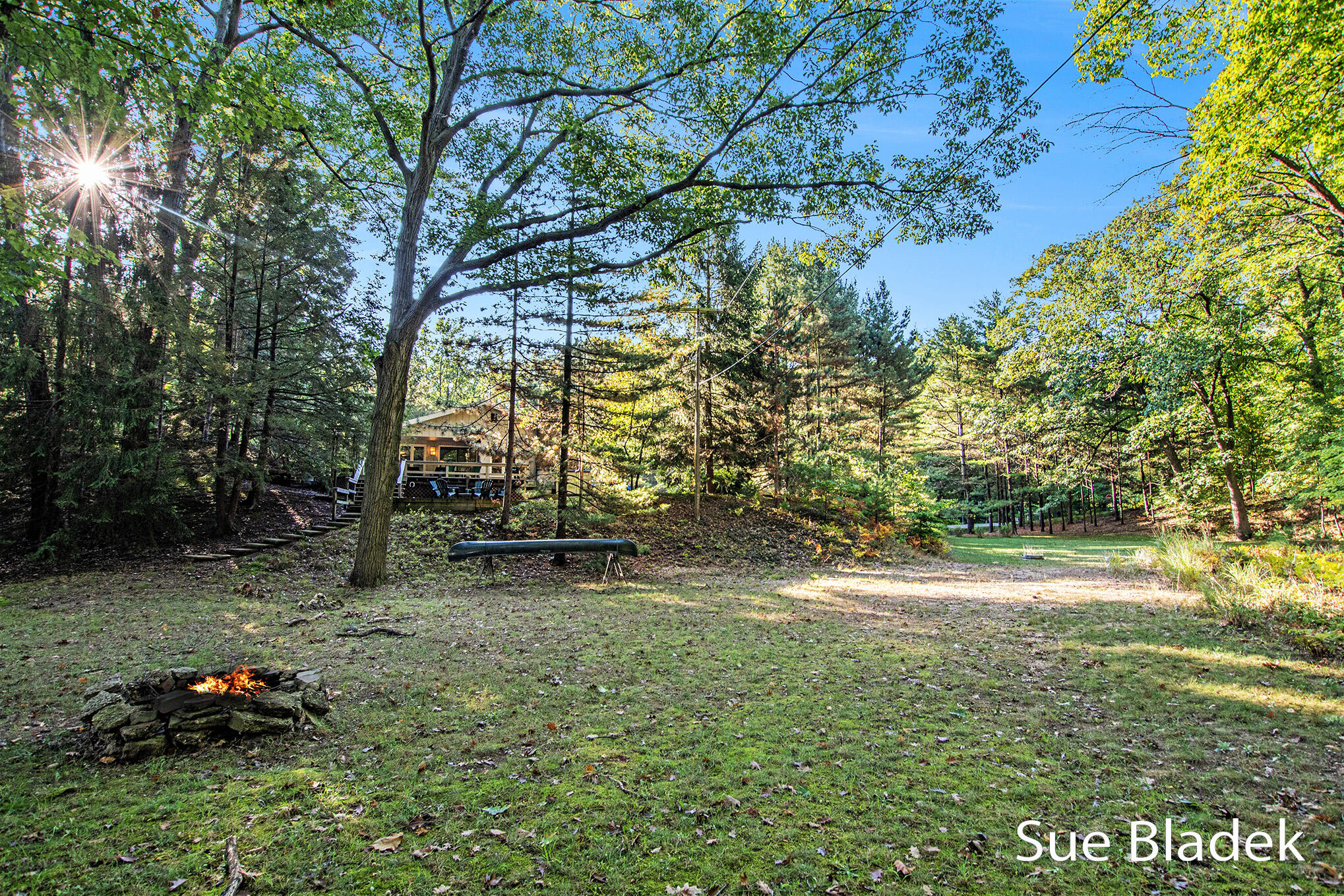 7135 Lakeshore Drive
