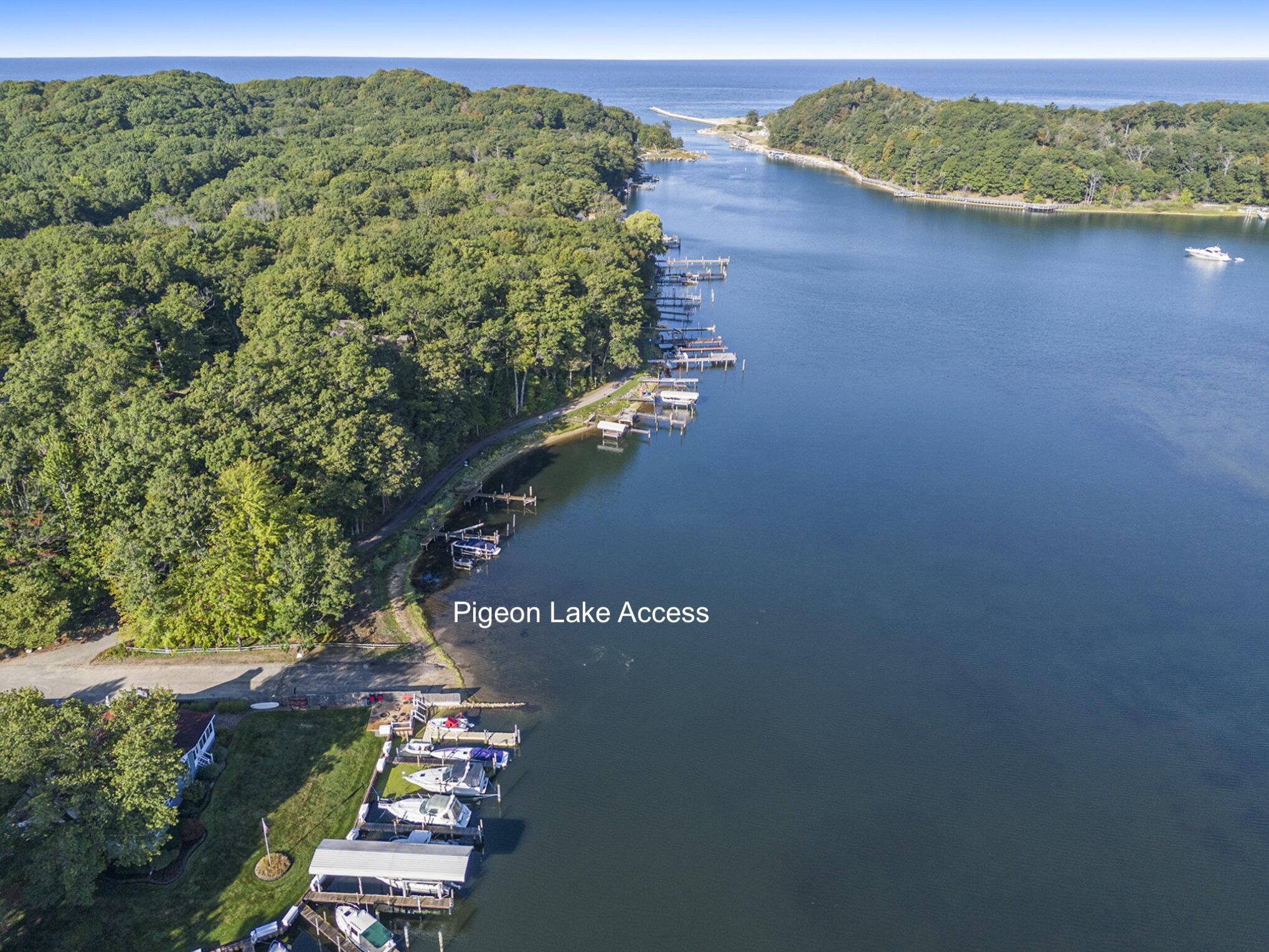 7135 Lakeshore Drive