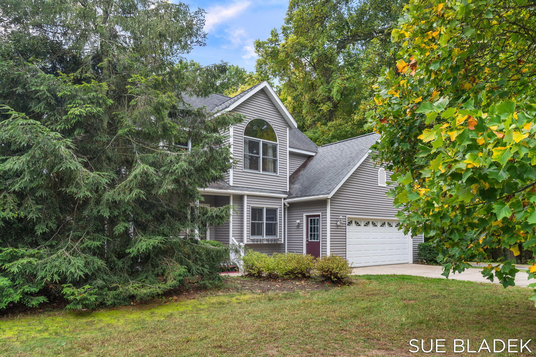 6814 Dale Court, Fennville