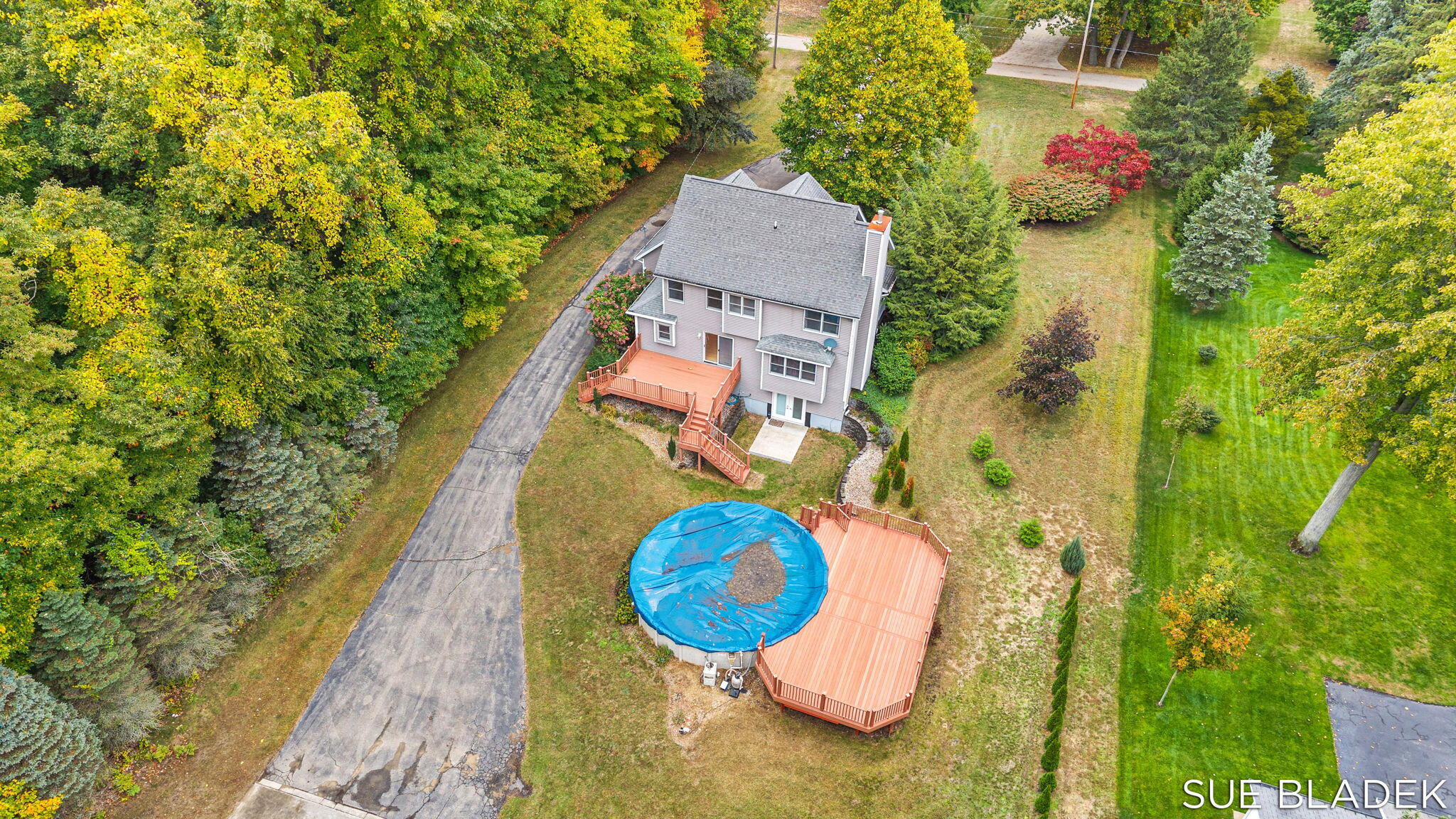 6814 Dale Court, Fennville