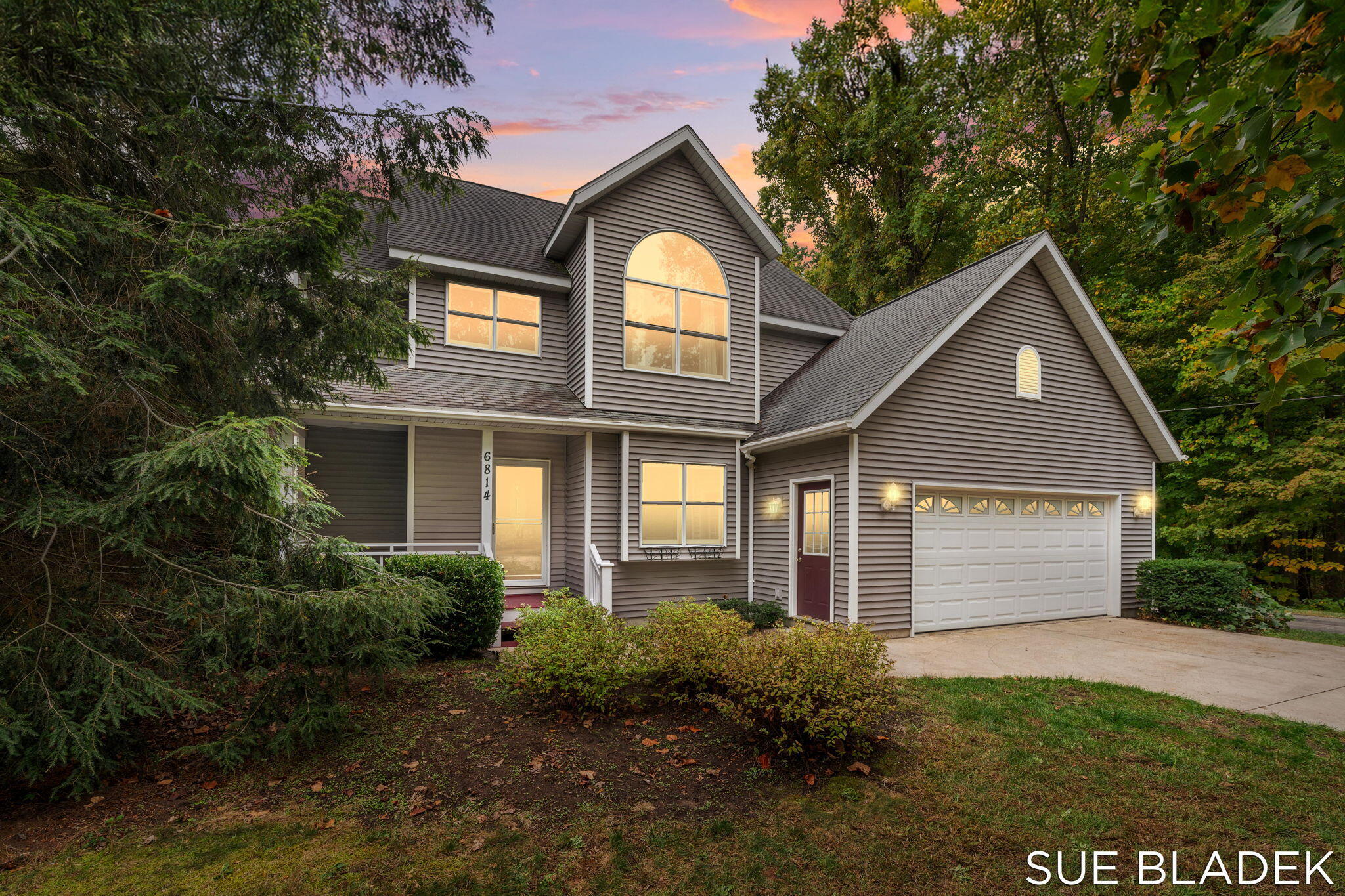 6814 Dale Court, Fennville