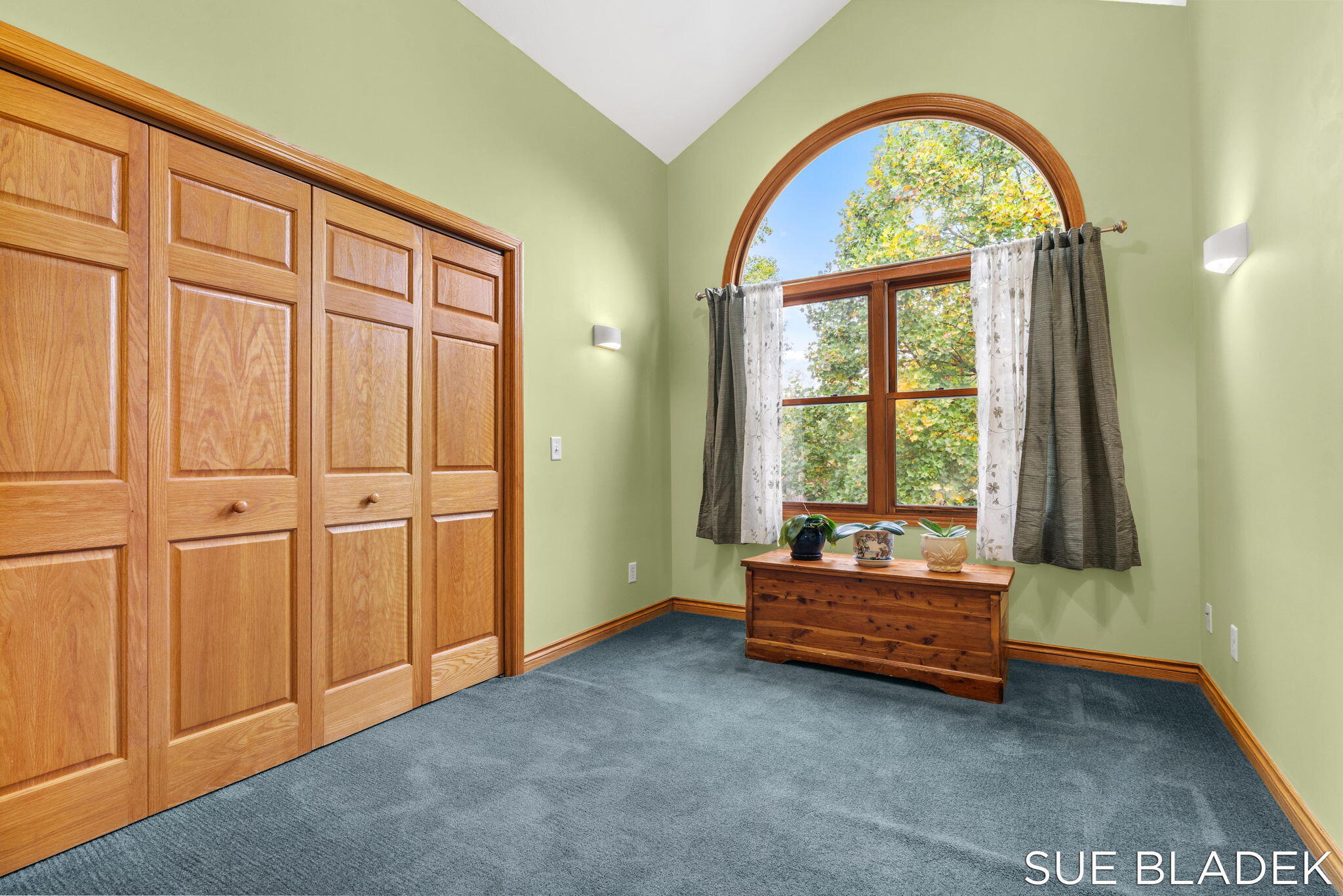 6814 Dale Court, Fennville