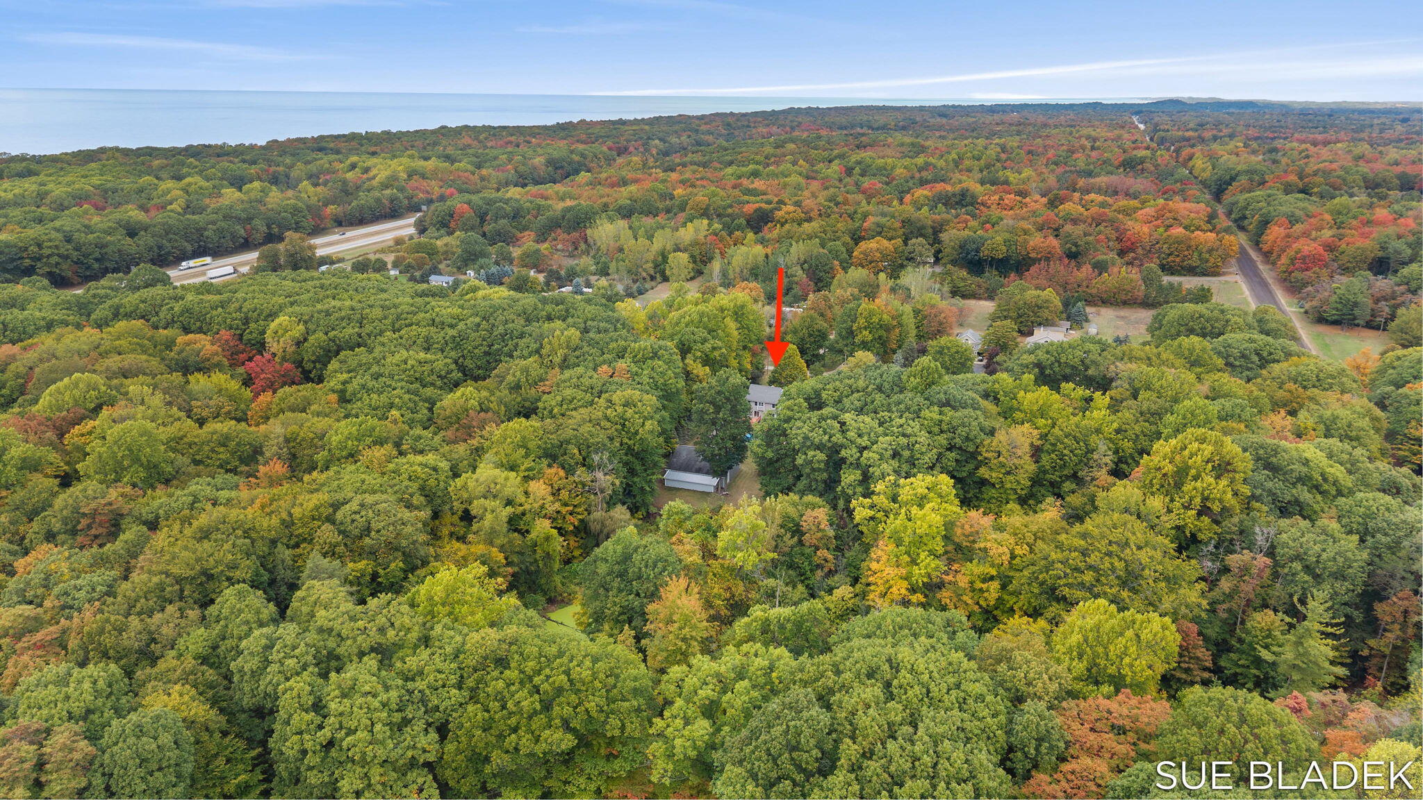 6814 Dale Court, Fennville