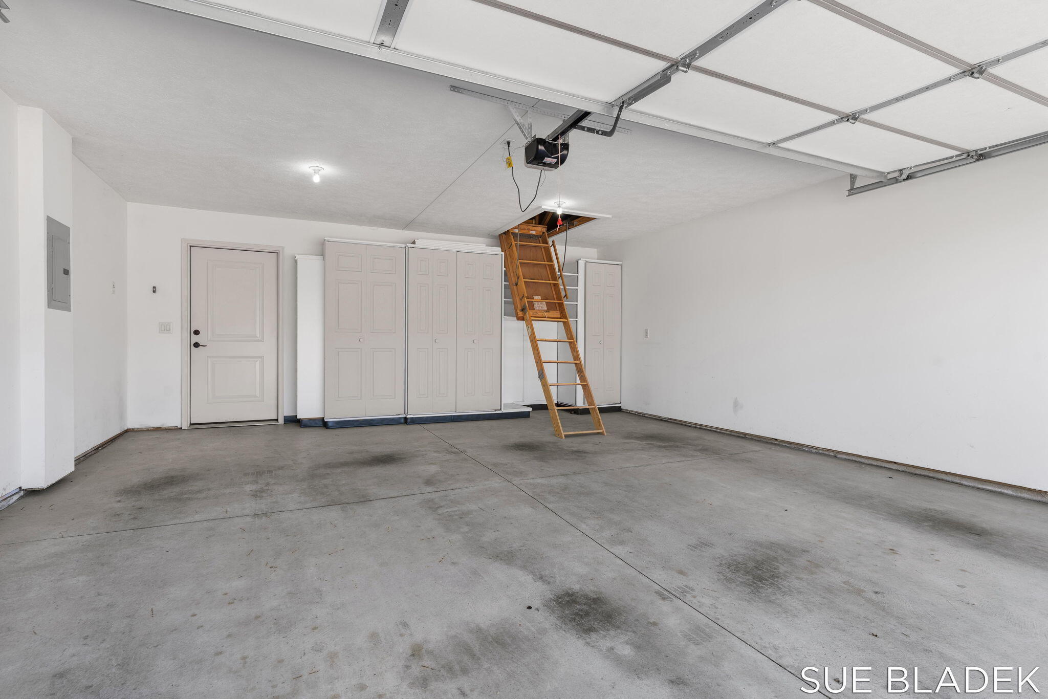 1191 Riverview Drive