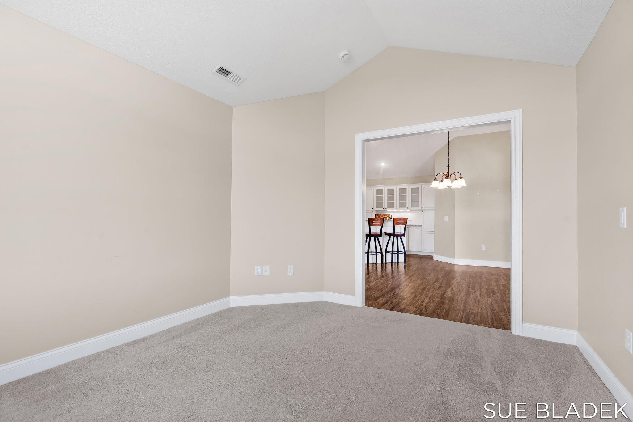 1191 Riverview Drive