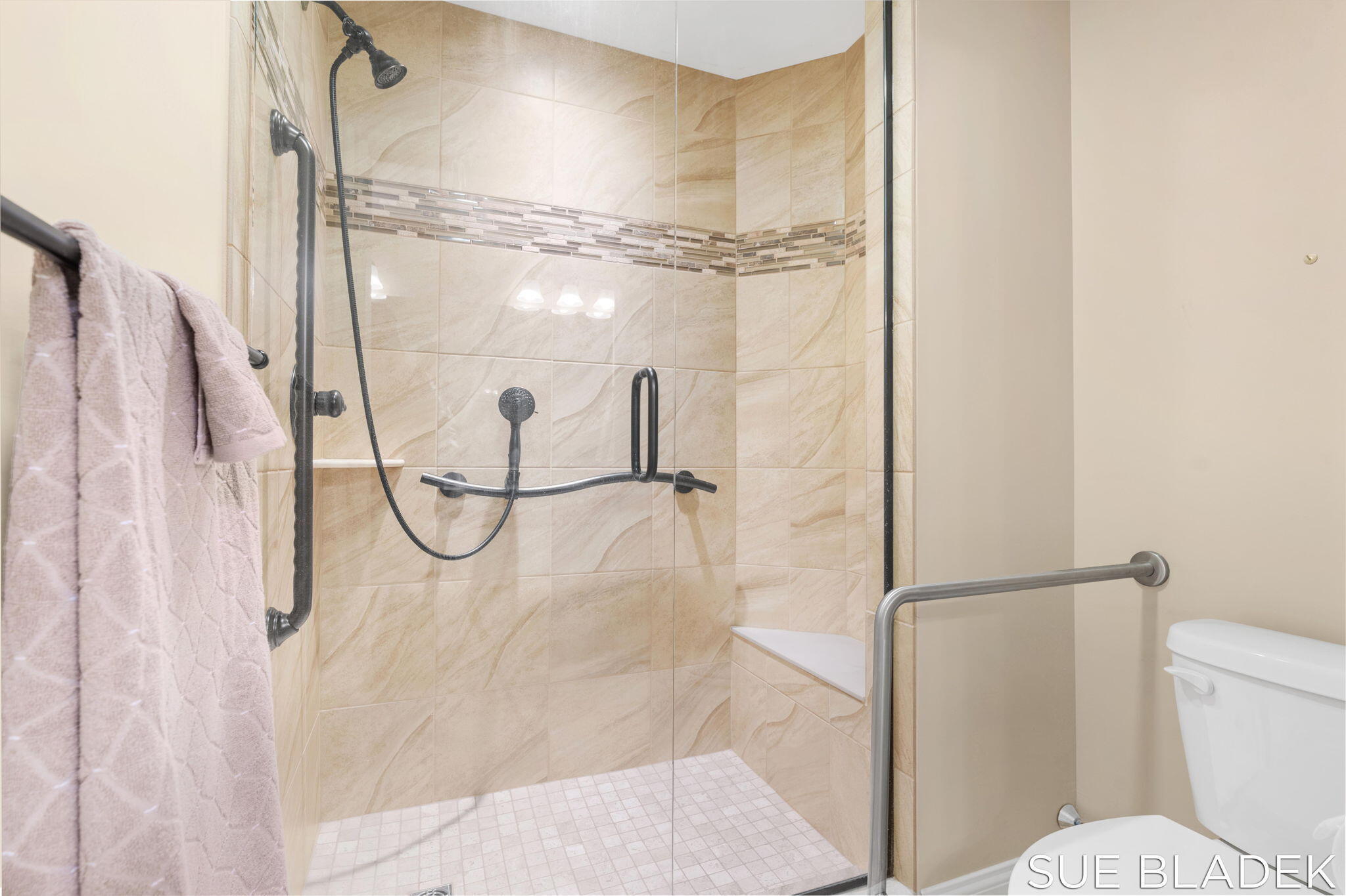 1191 Riverview Drive