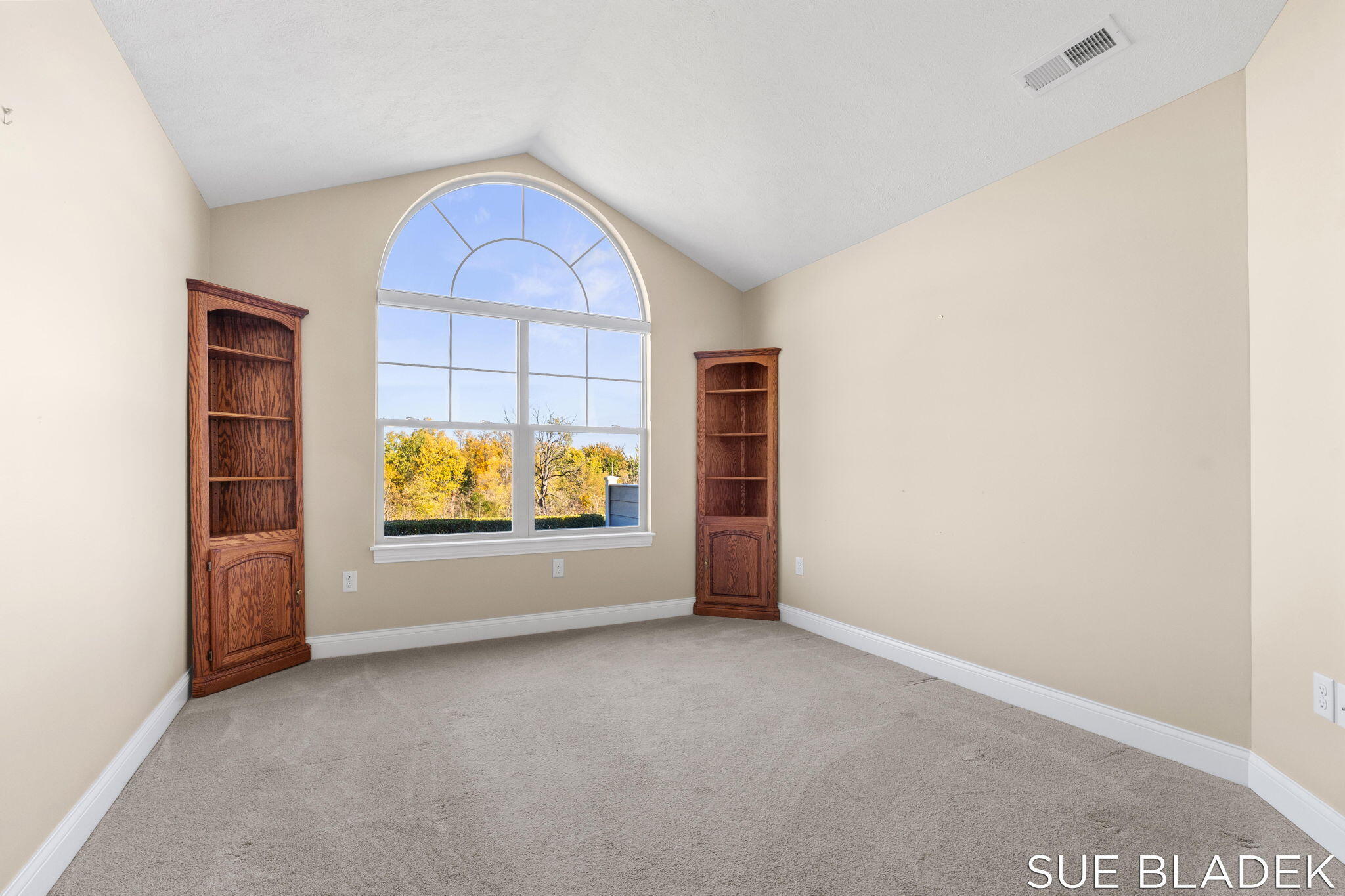 1191 Riverview Drive