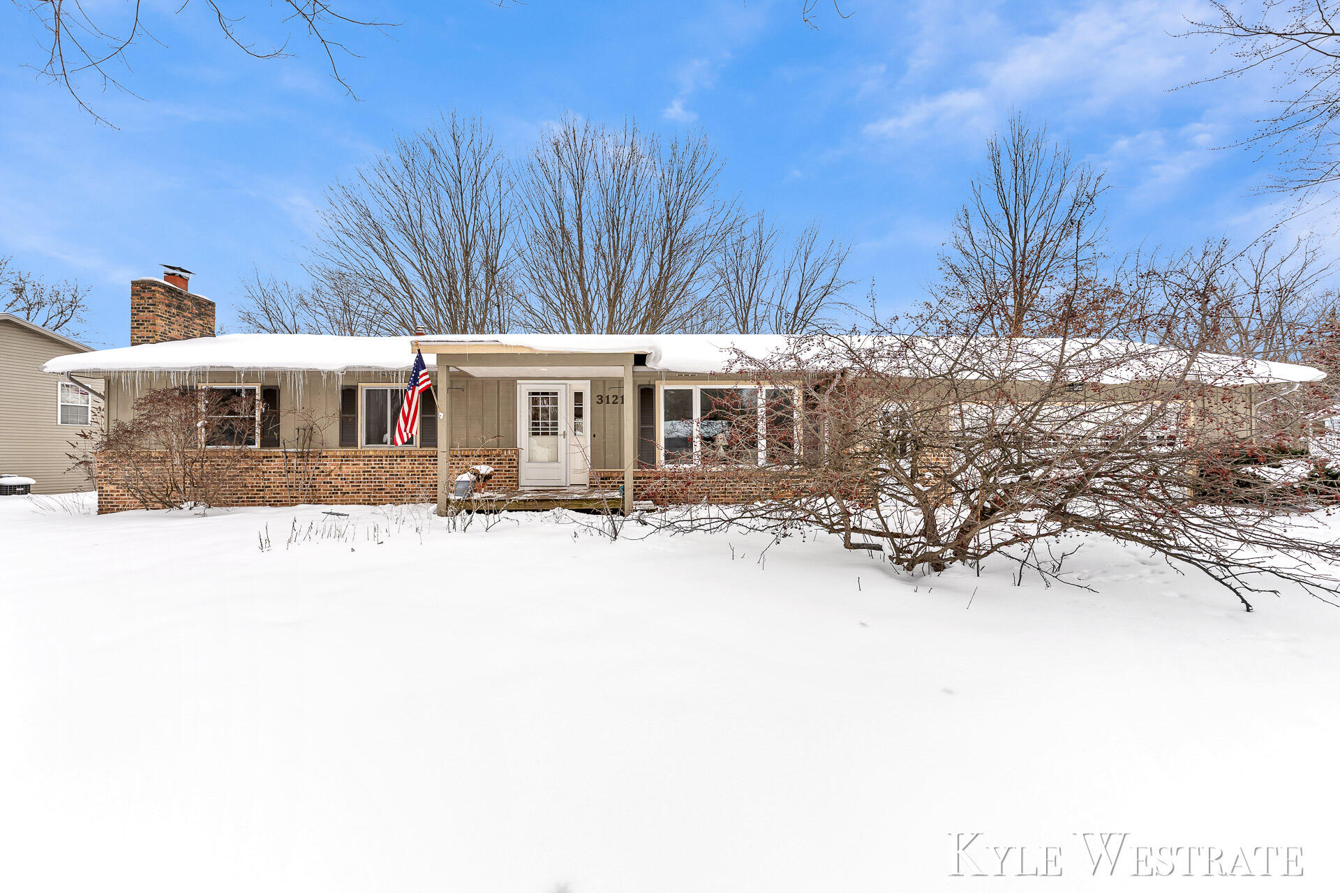 3121 Memorial Drive