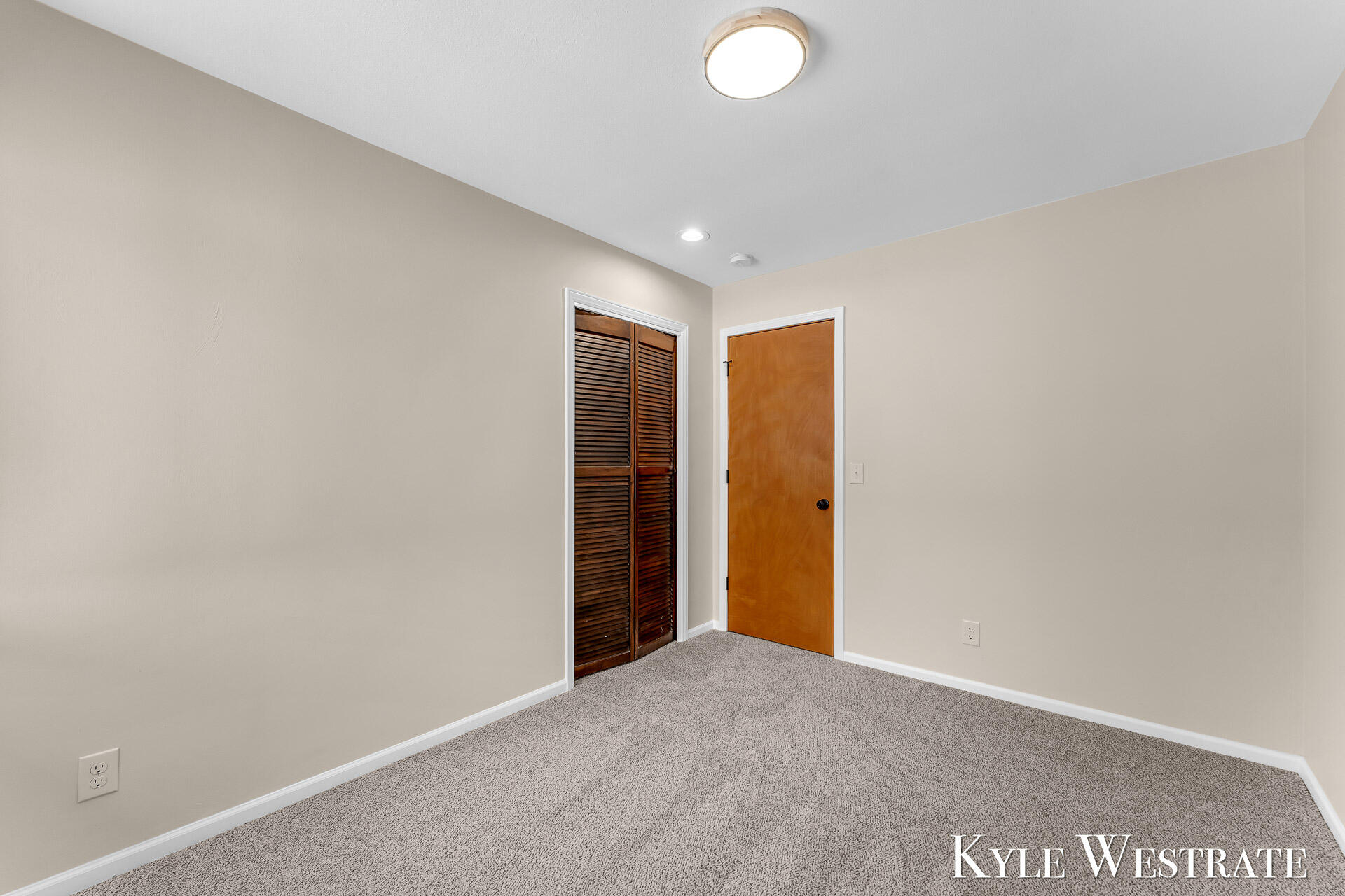 3121 Memorial Drive