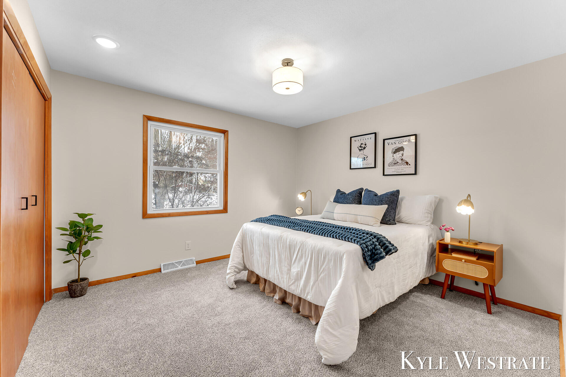 3121 Memorial Drive