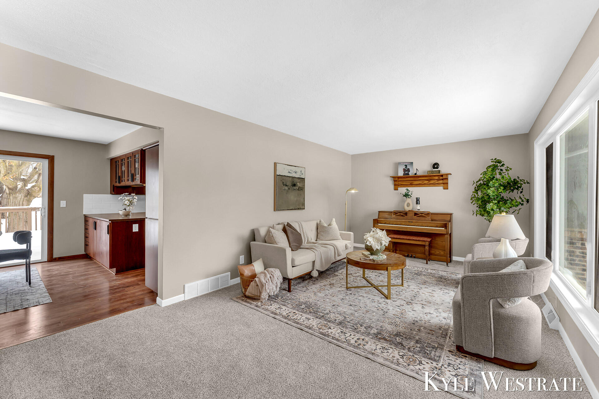 3121 Memorial Drive