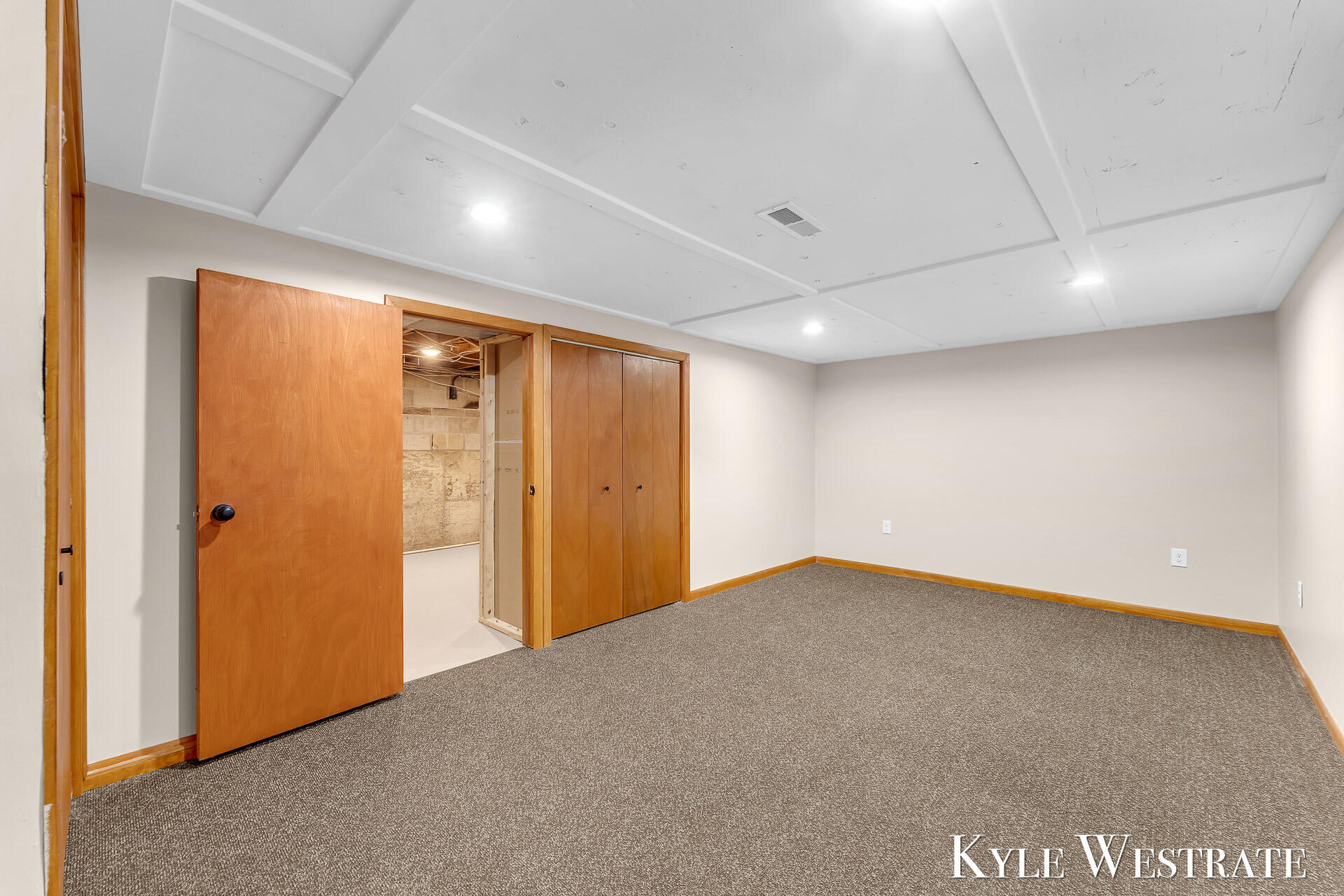3121 Memorial Drive