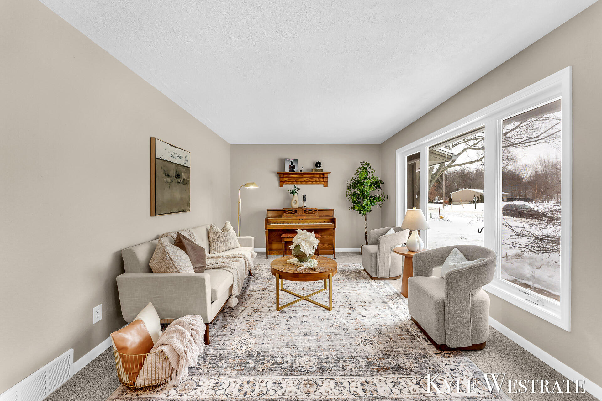 3121 Memorial Drive